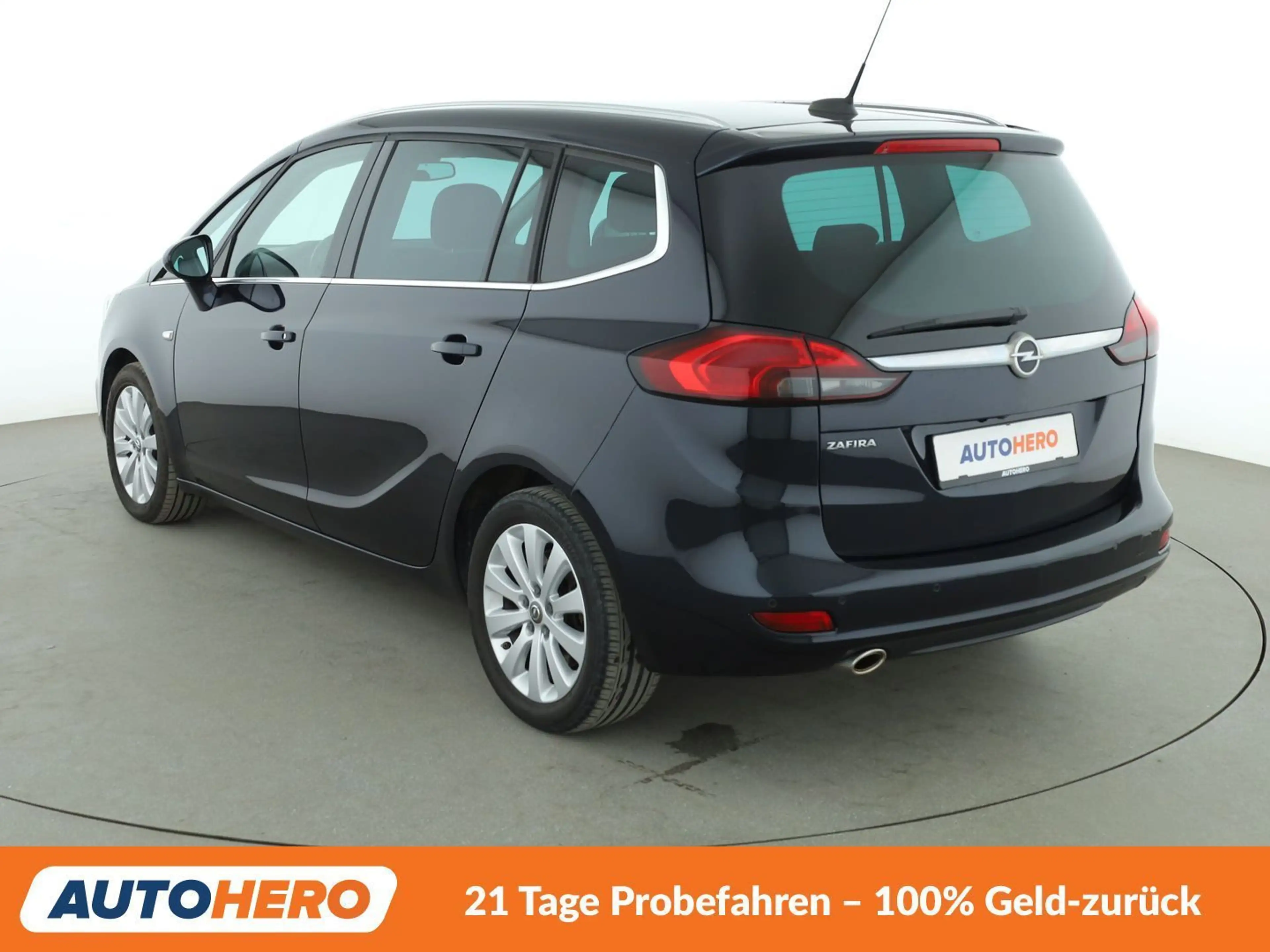 Opel Zafira Tourer 1.6 SIDI Turbo Innovation Aut.*NAVI*PDC*BiLED* — photo 4