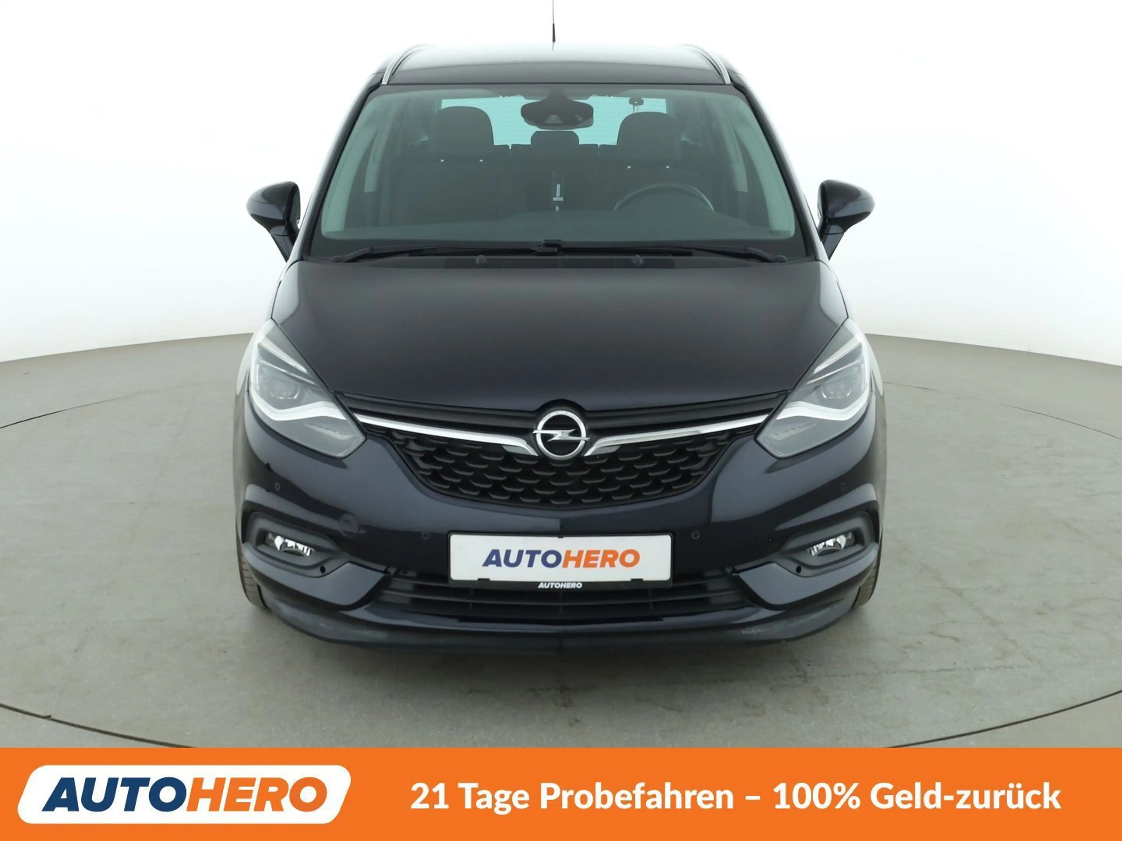 Opel Zafira Tourer 1.6 SIDI Turbo Innovation Aut.*NAVI*PDC*BiLED* — photo 9