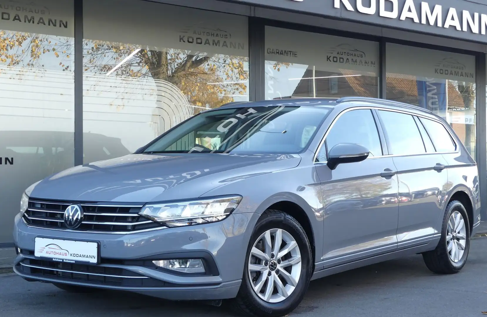 Volkswagen Passat Variant Business 2.0 TDI*LED*ACC*Kamera* Grau - 1