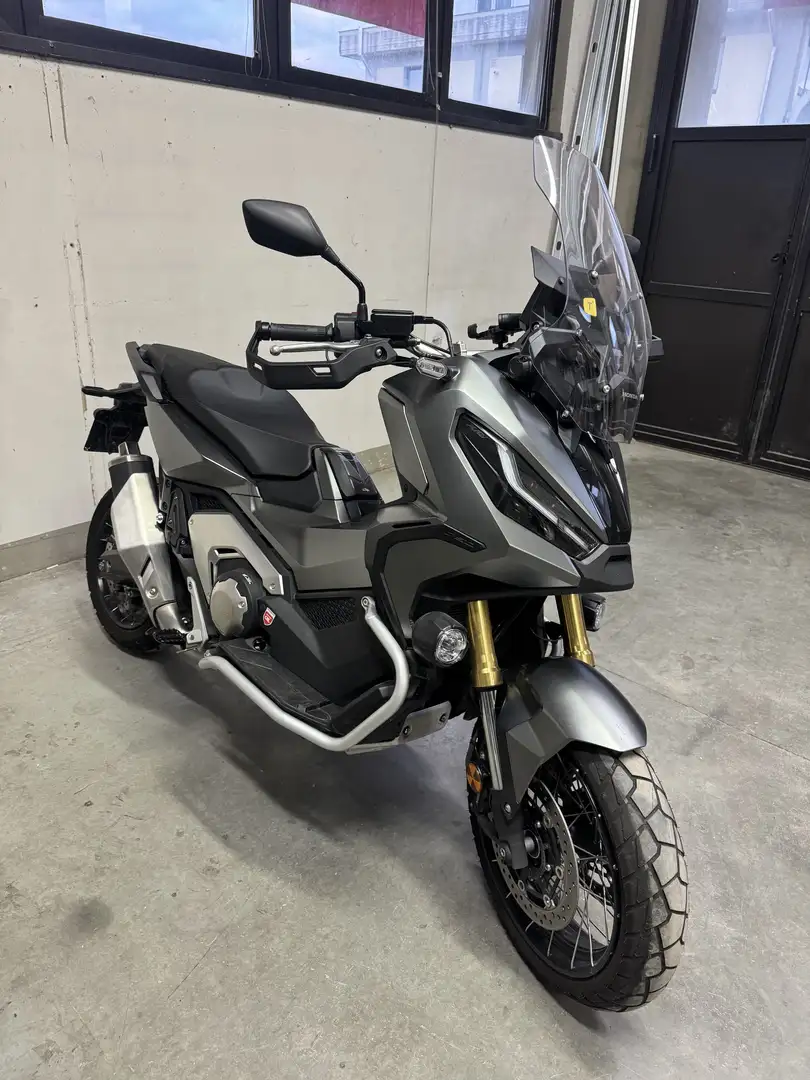 Honda X-ADV Adventure - 1