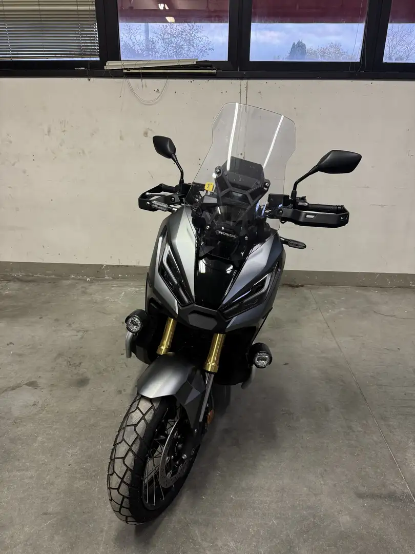Honda X-ADV Adventure - 2