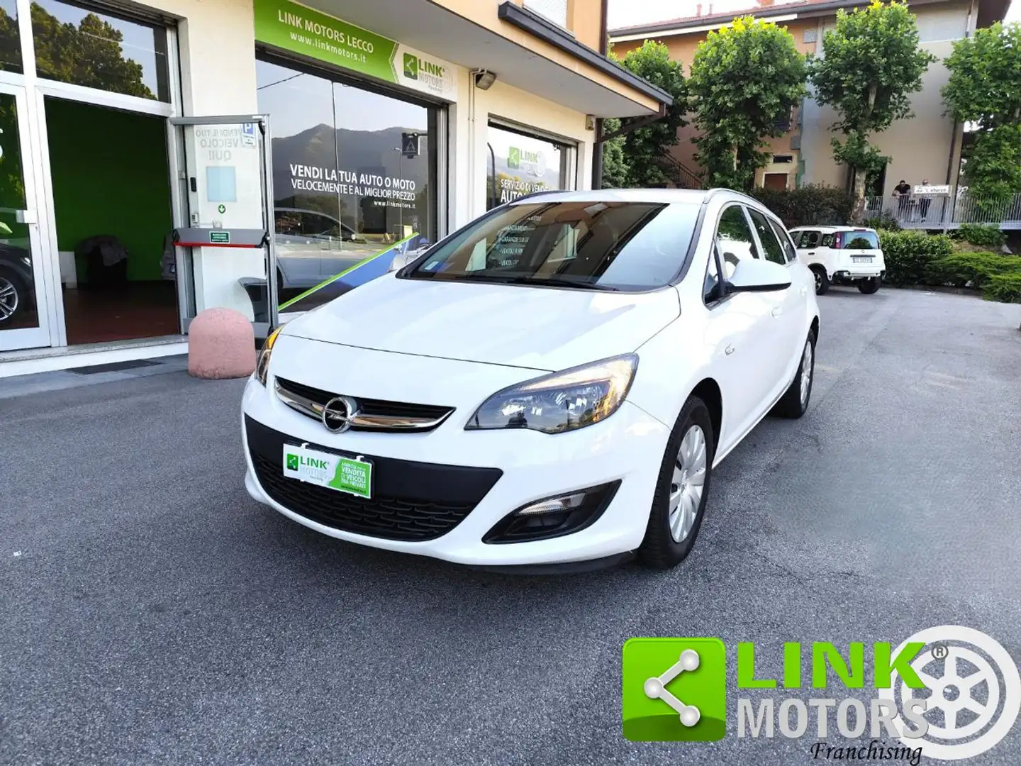 Opel Astra 1.6 CDTI EcoFLEX S&S Sports Tourer Cosmo GAR.INCL. Bianco - 1