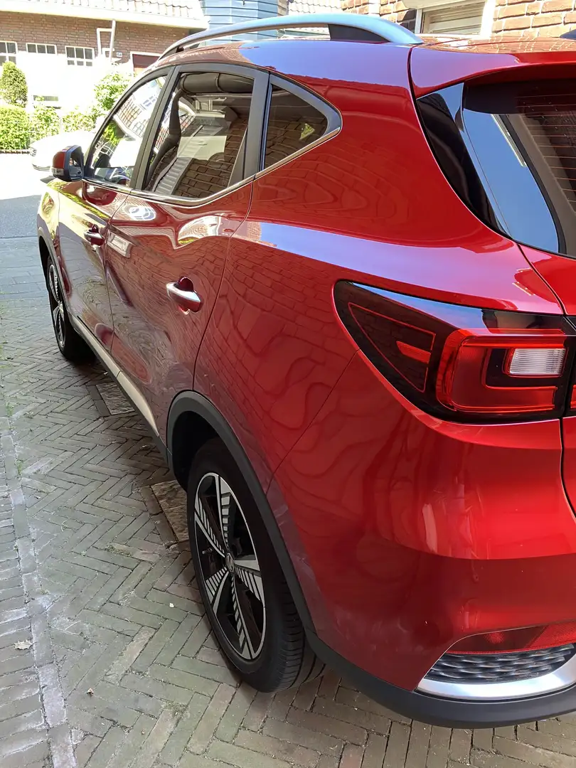 MG ZS Luxury 45 kWh Red - 2