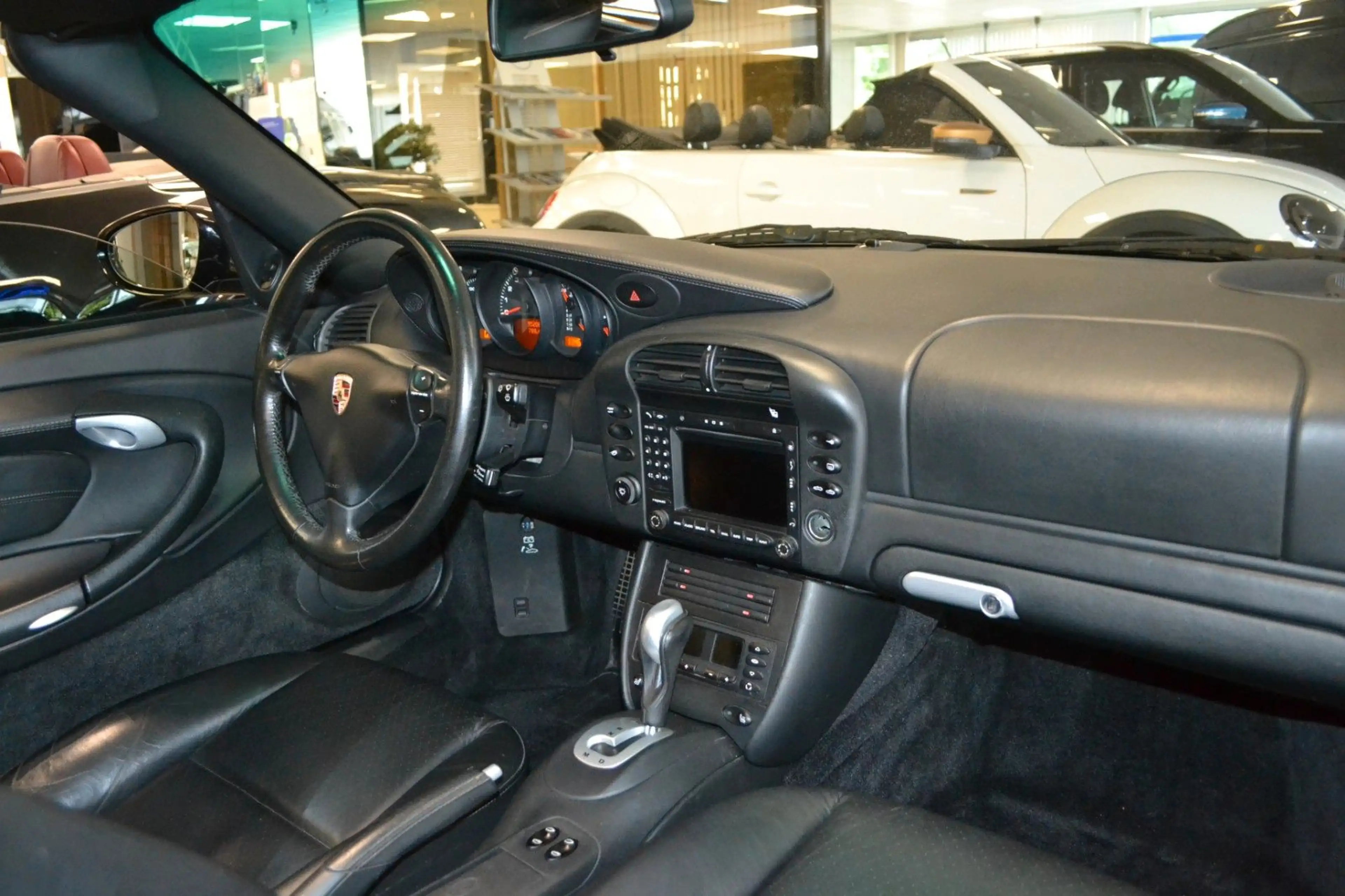 Porsche 996 /911 Carrera Cabriolet- Hardtop — photo 4