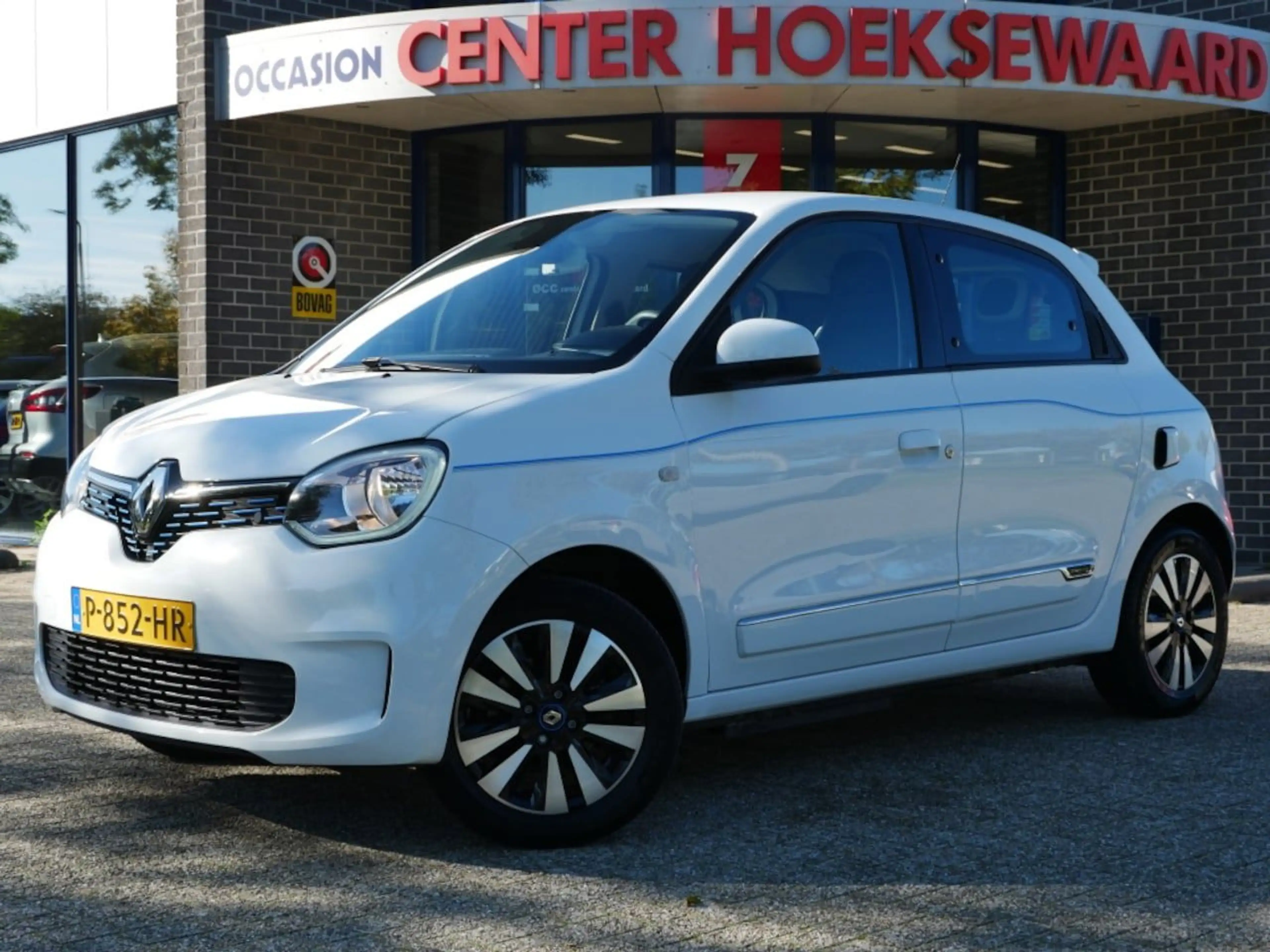 Renault Twingo Z.E. R80 Intens — photo 4