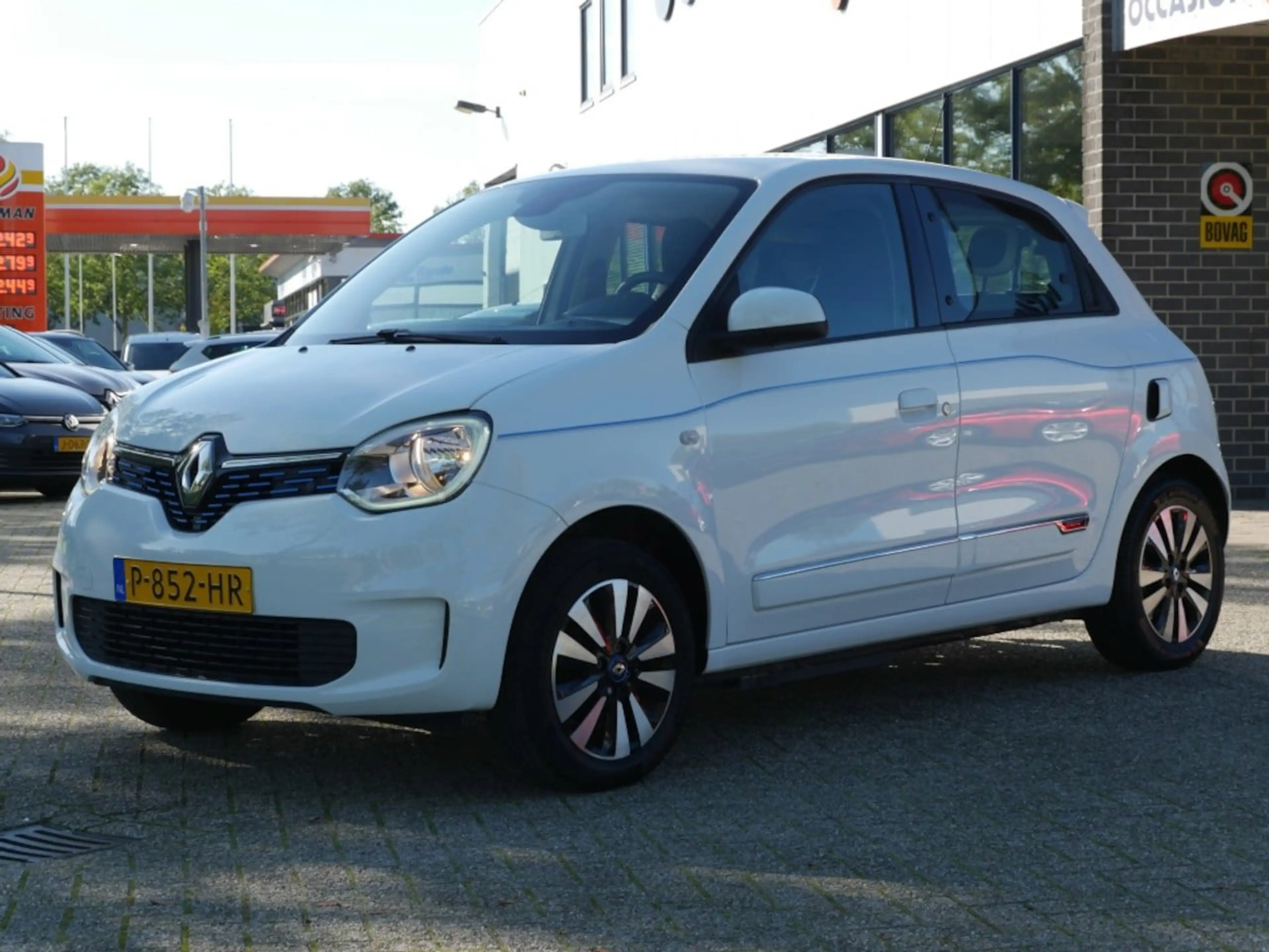 Renault Twingo Z.E. R80 Intens — photo 6