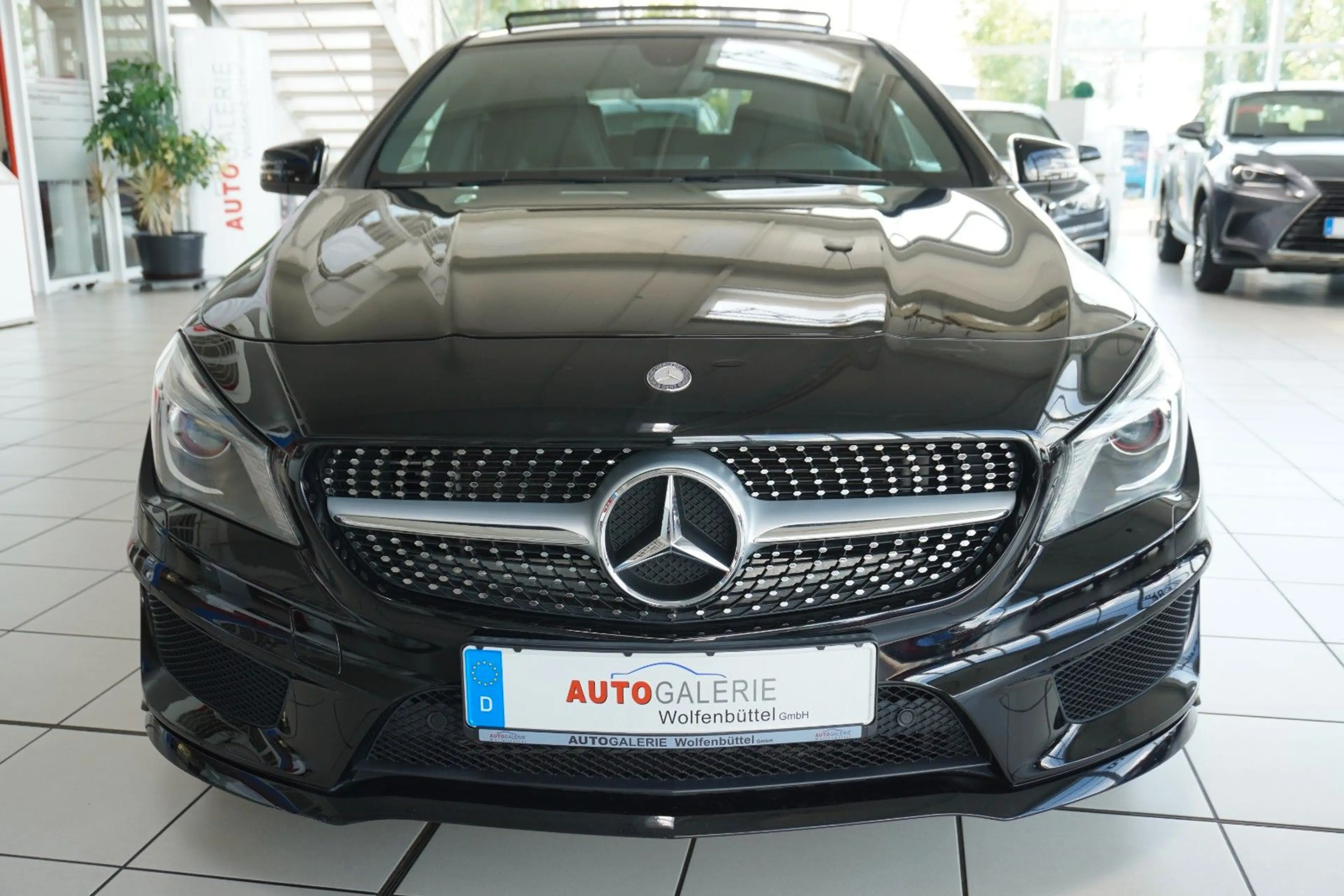 Mercedes-Benz CLA 220 CDI AMG Line  Pano Xenon Standhzg. — photo 3