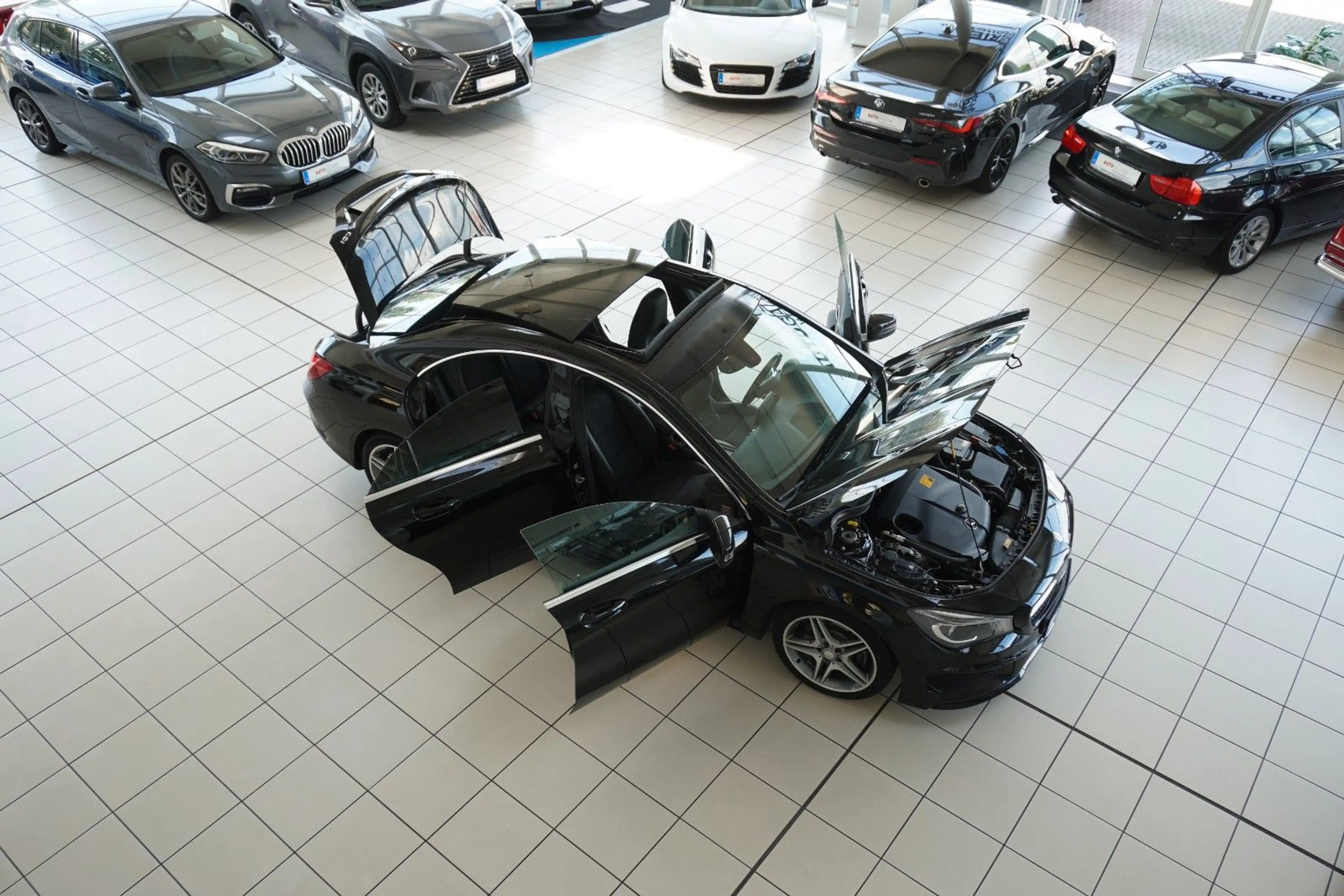 Mercedes-Benz CLA 220 CDI AMG Line  Pano Xenon Standhzg. — photo 13
