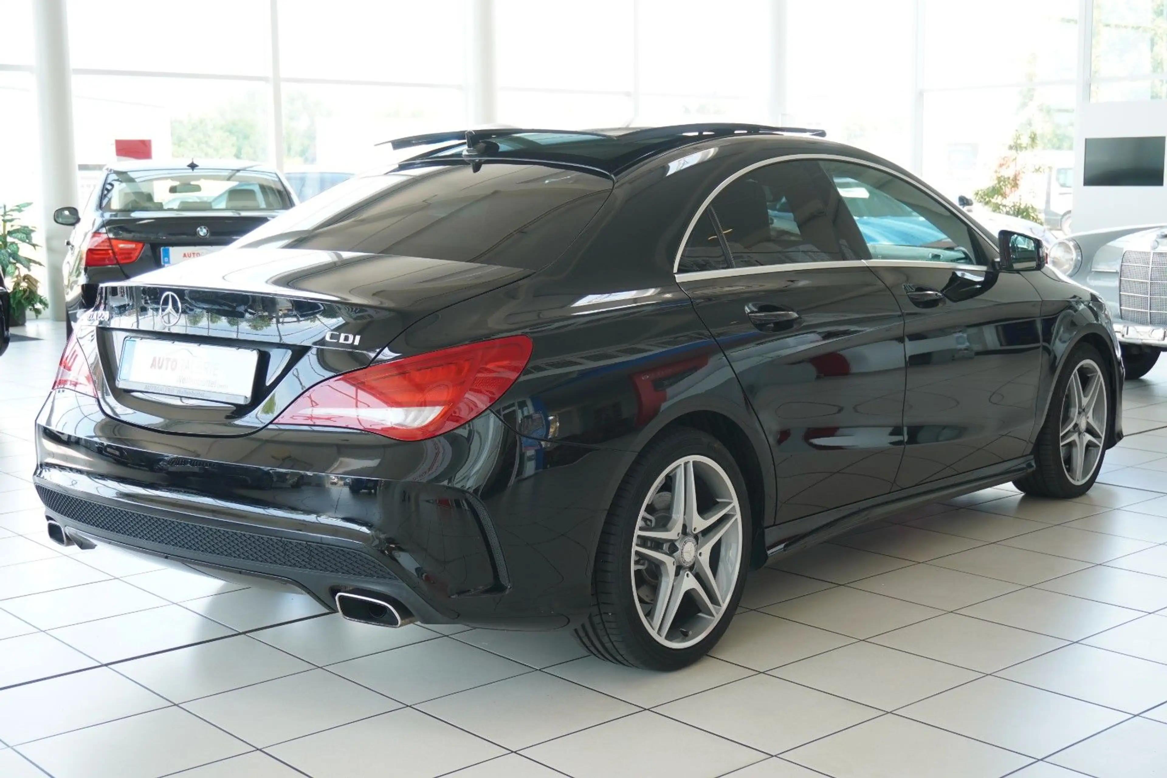 Mercedes-Benz CLA 220 CDI AMG Line  Pano Xenon Standhzg. — photo 6
