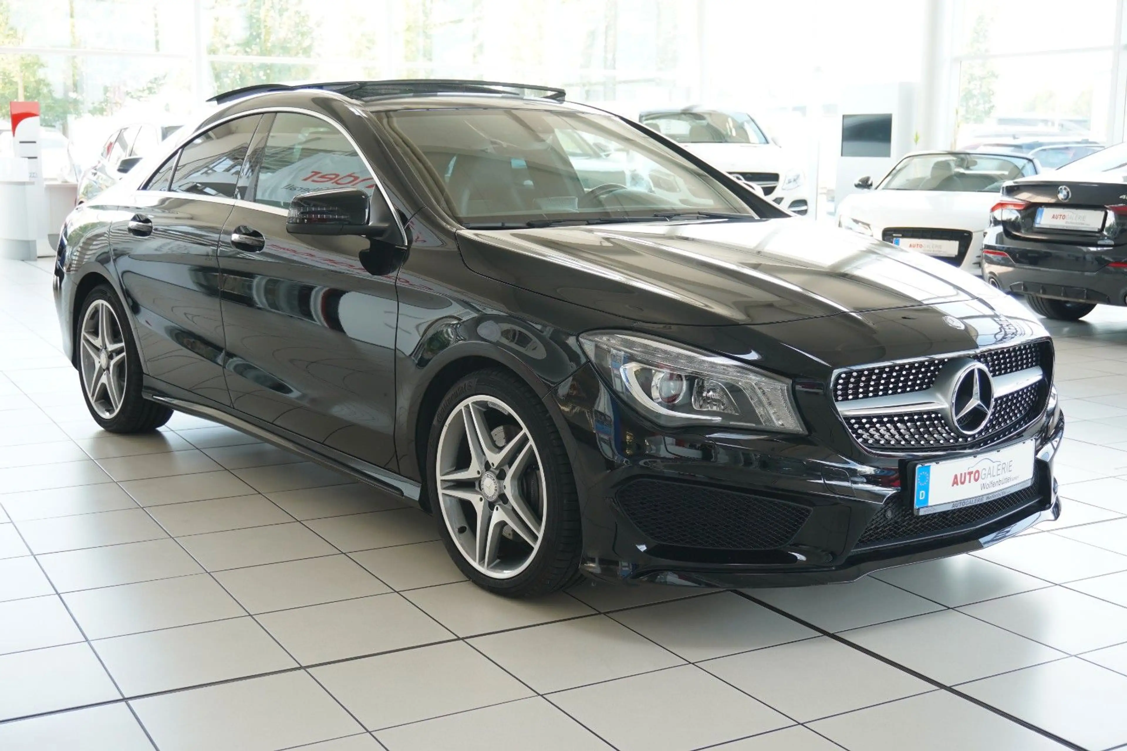 Mercedes-Benz CLA 220 CDI AMG Line  Pano Xenon Standhzg. — photo 4