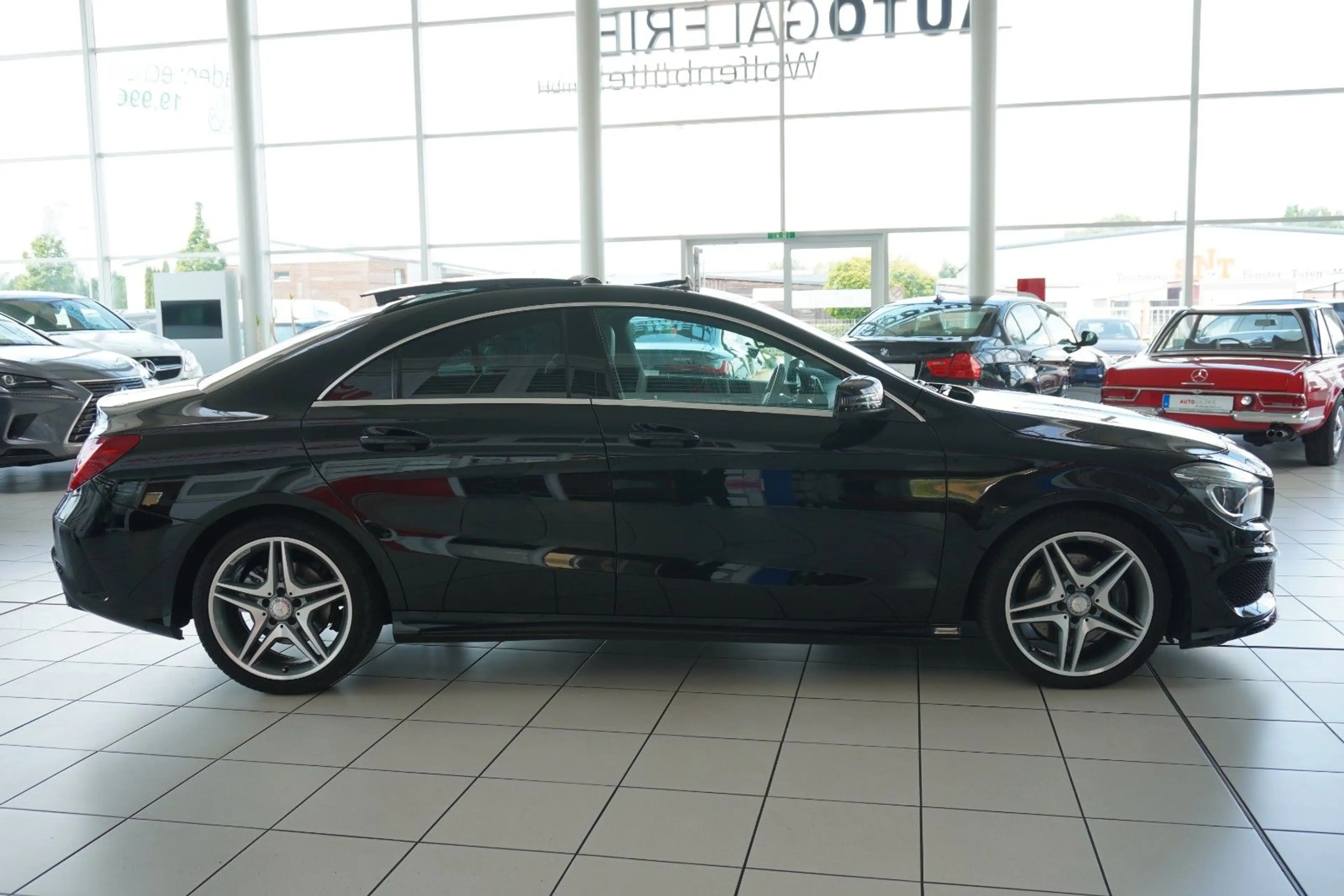 Mercedes-Benz CLA 220 CDI AMG Line  Pano Xenon Standhzg. — photo 5