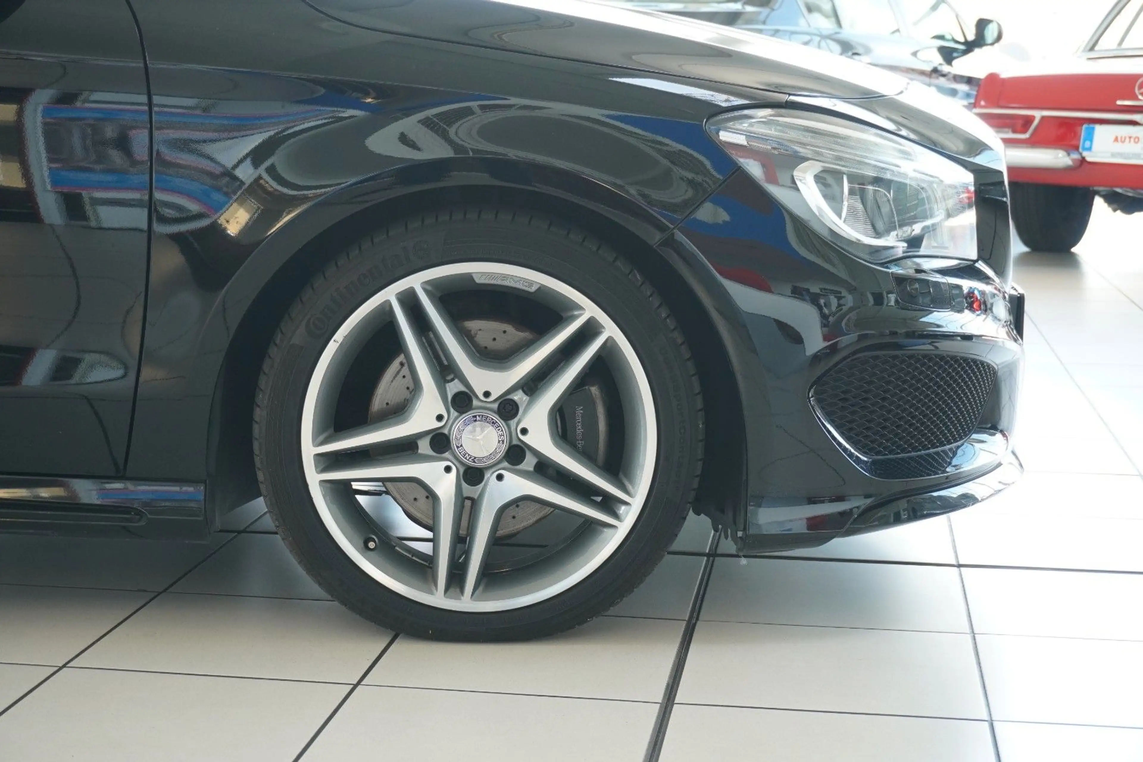 Mercedes-Benz CLA 220 CDI AMG Line  Pano Xenon Standhzg. — photo 11