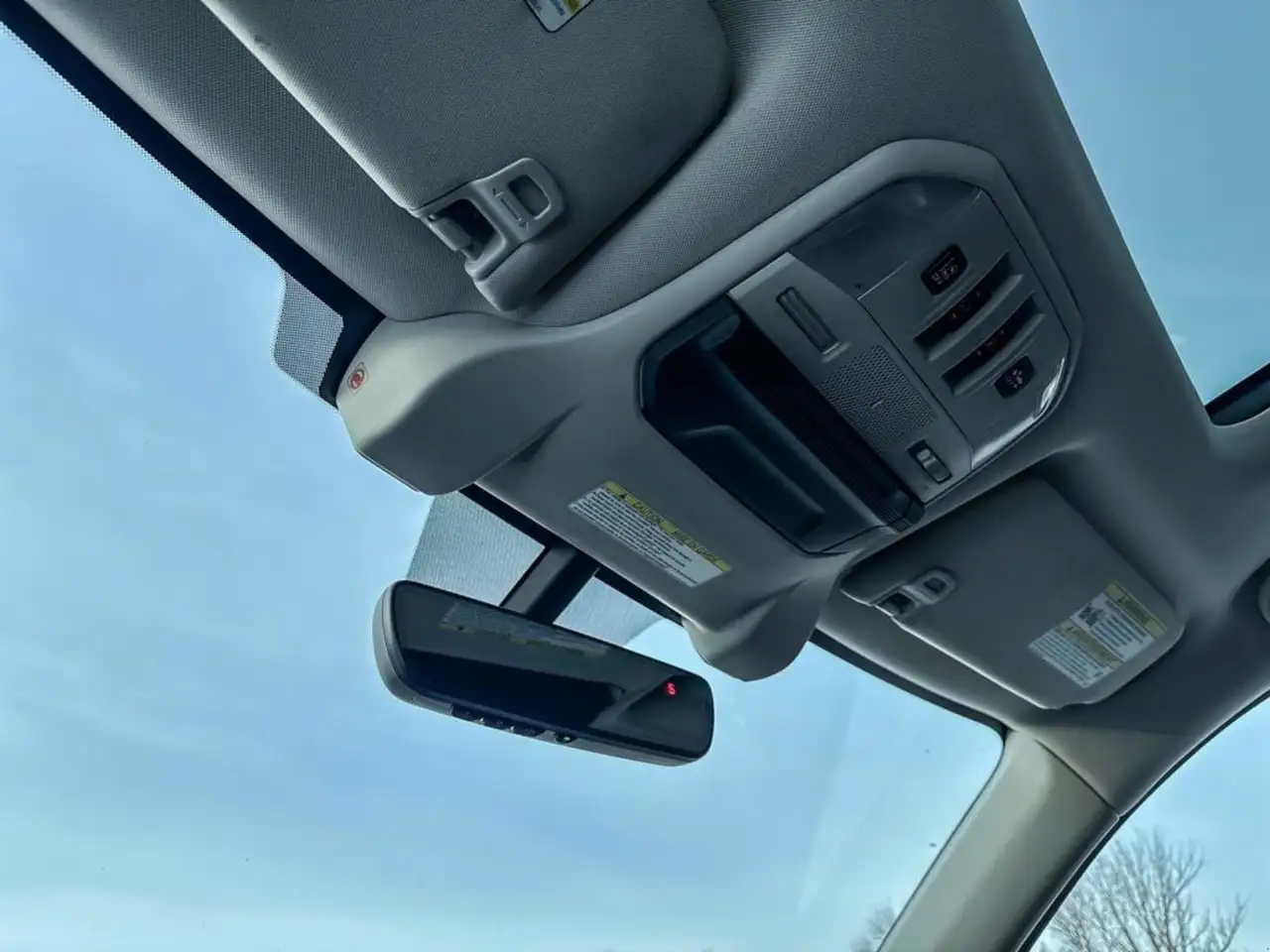 Subaru Ascent снимка Subaru Ascent