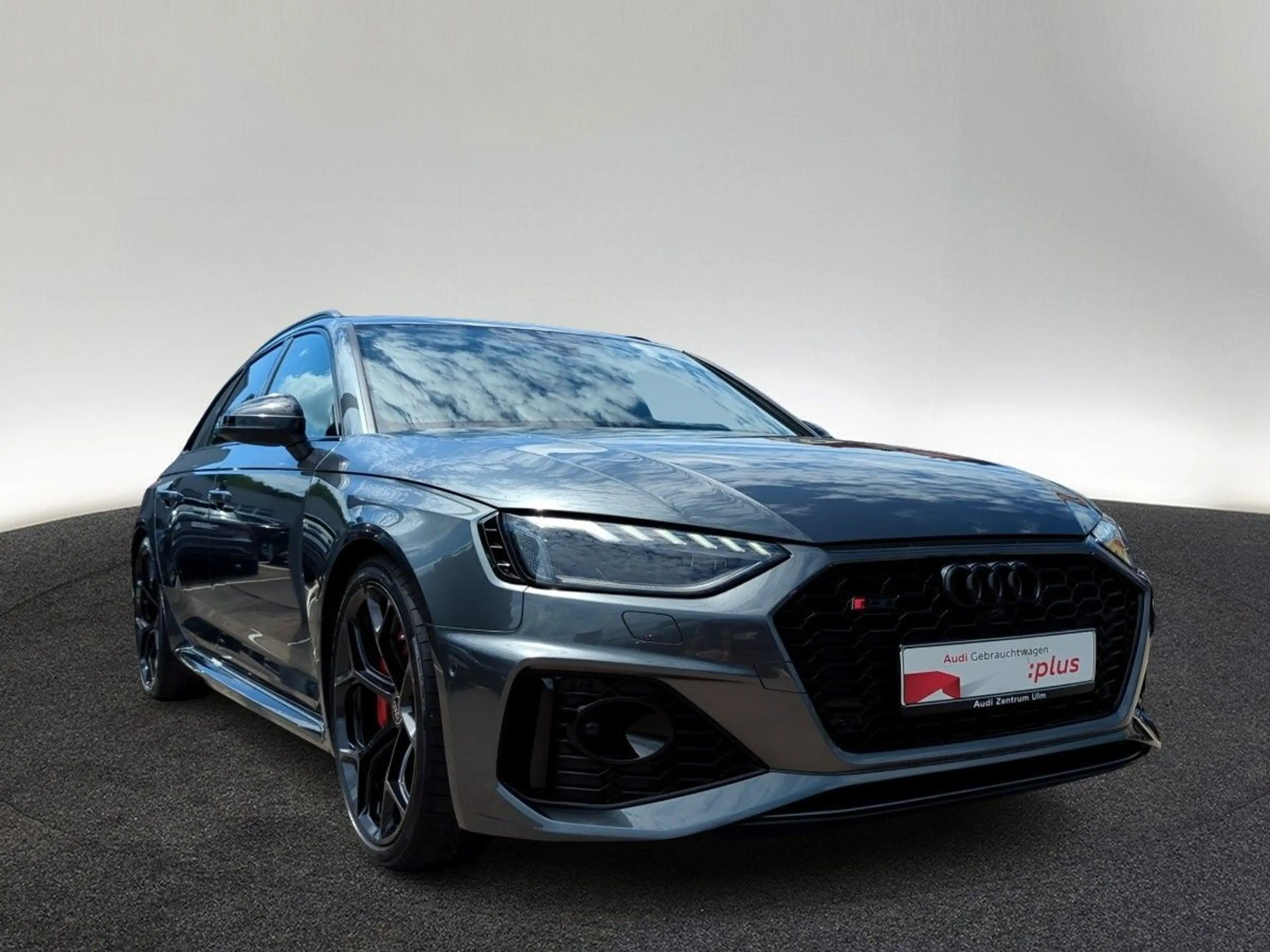 Audi RS4 Competition quattro B&O HuD MATRIX 290km/h — photo 6