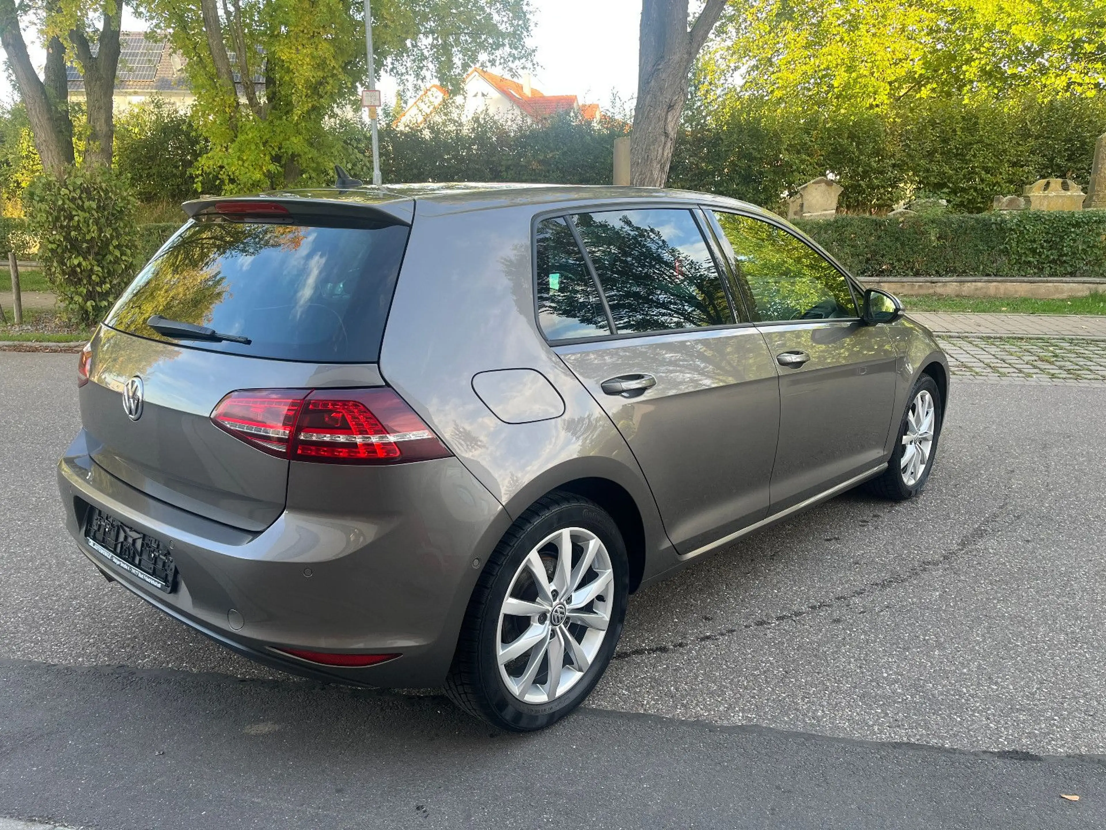 Volkswagen Golf VII Lim. Highline 2.0TDI DSG R-Line R-Kam — photo 4