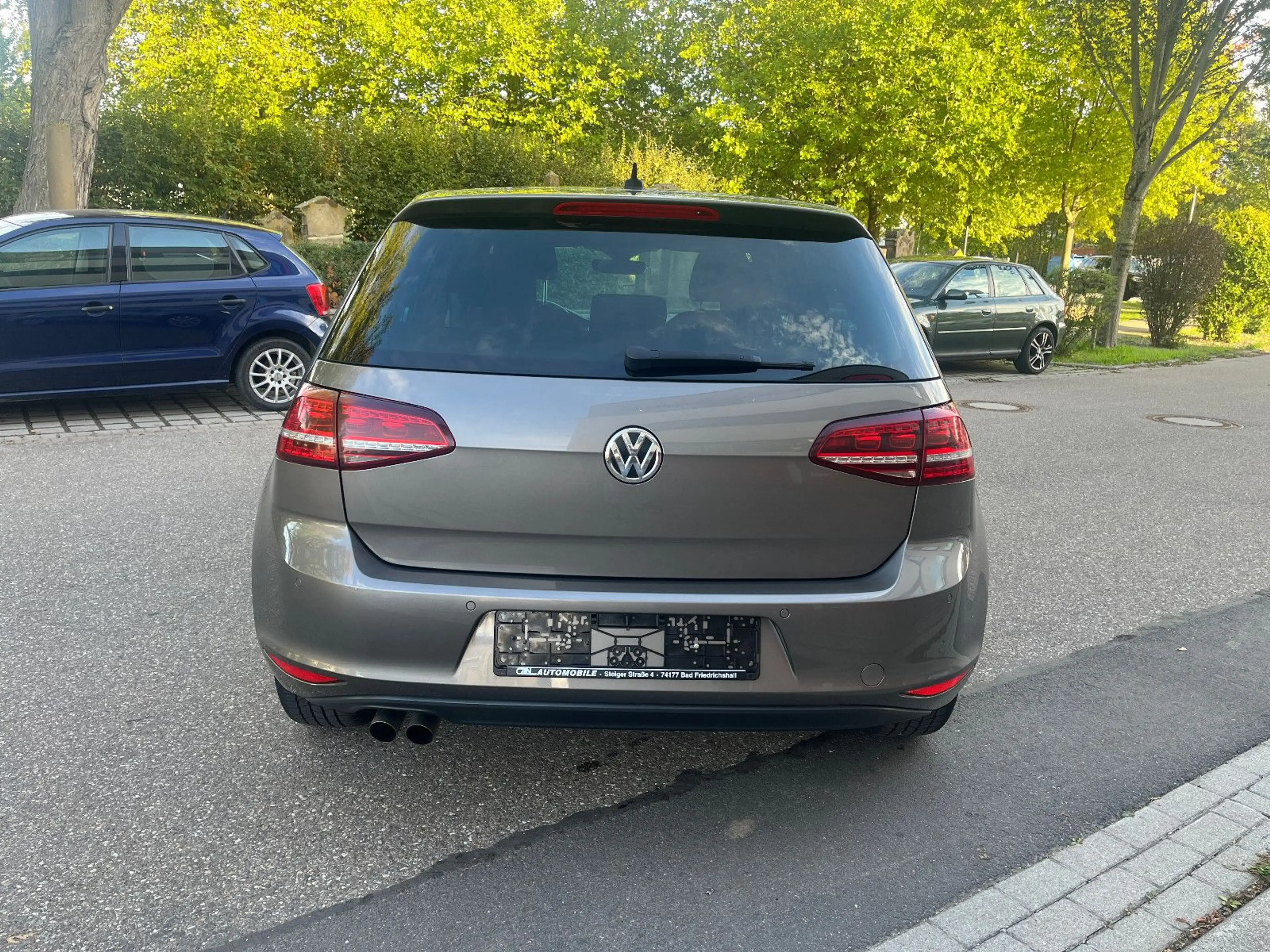 Volkswagen Golf VII Lim. Highline 2.0TDI DSG R-Line R-Kam — photo 3