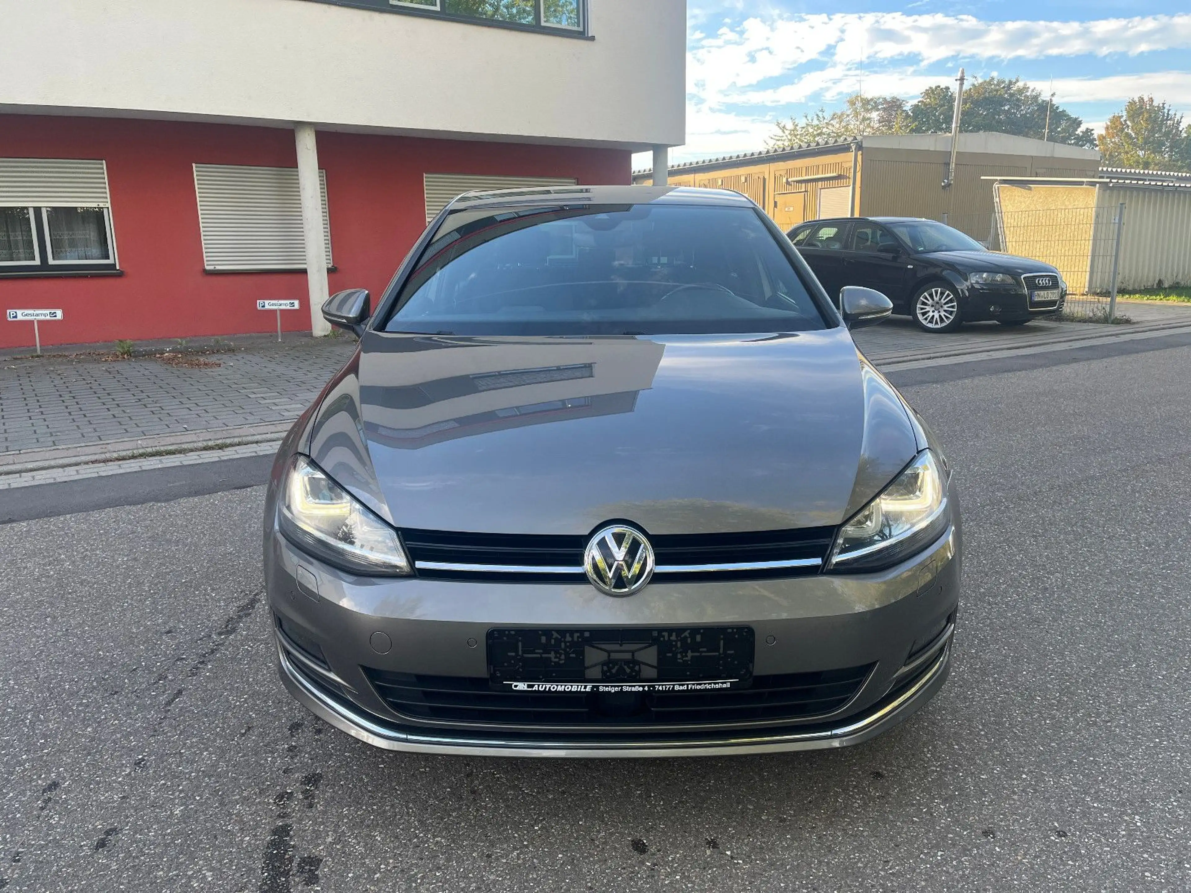 Volkswagen Golf VII Lim. Highline 2.0TDI DSG R-Line R-Kam — photo 7