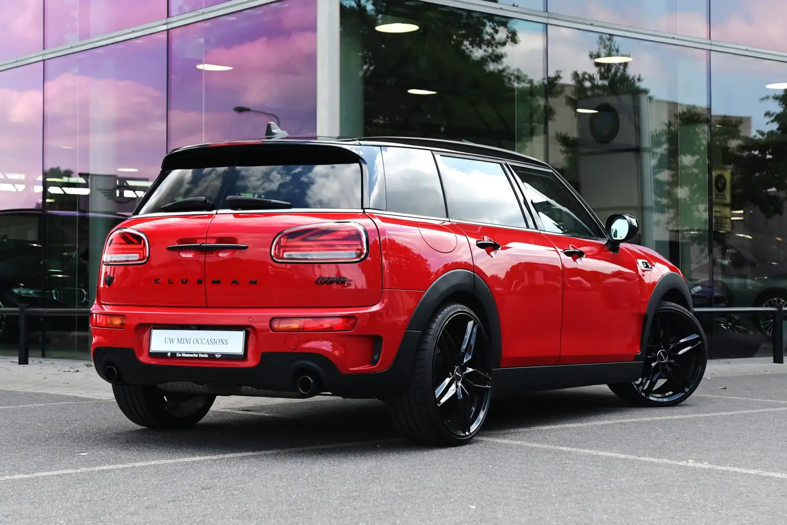 MINI Cooper S Clubman Classic Automaat / Panoramadak / Achteruitrijcamer Rojo - 2