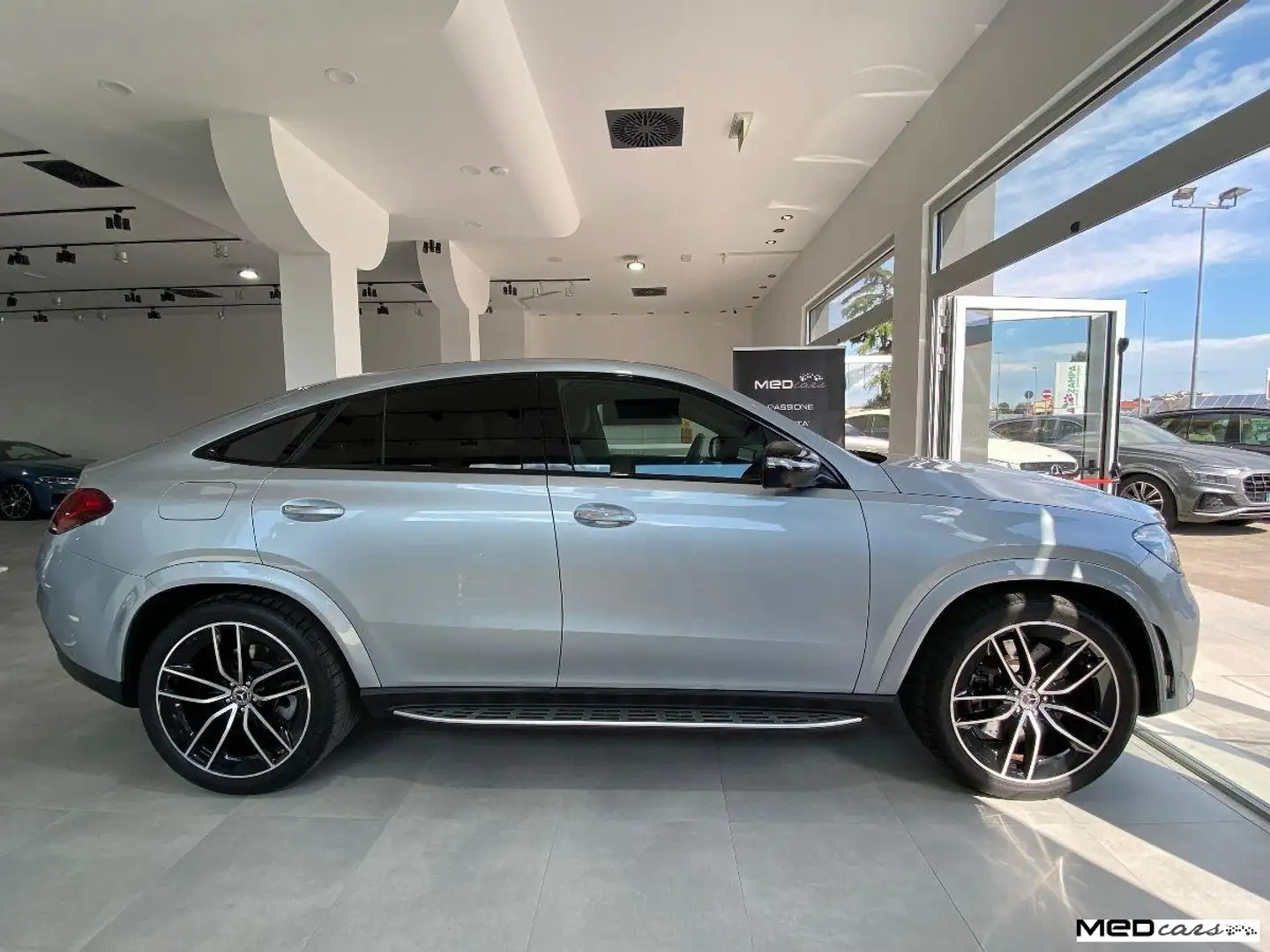 Mercedes-Benz GLE 350 350 de COUPE' PLUG-IN HYBRID PREMIUM PLUS Plateado - 1