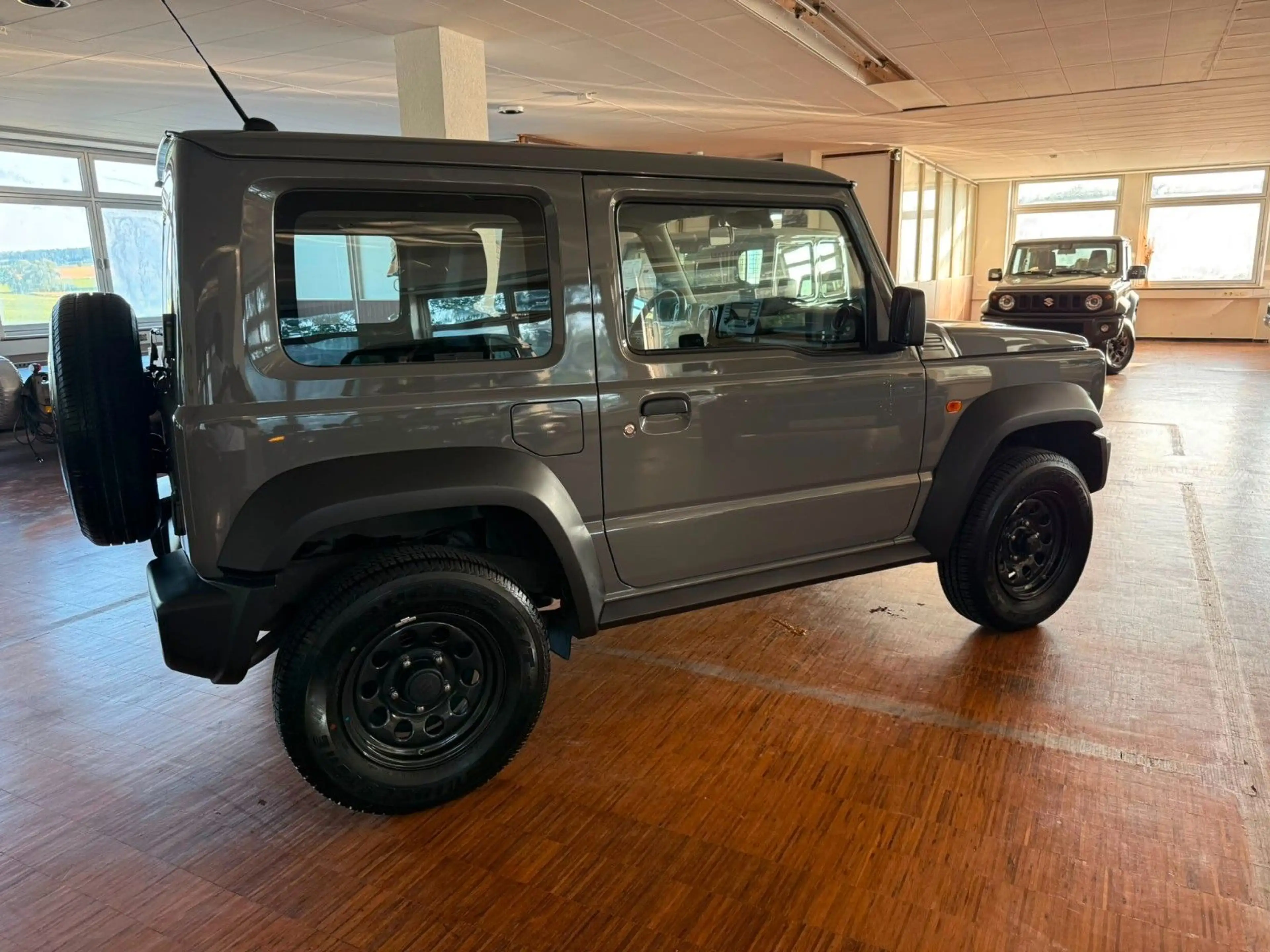 Suzuki Jimny 1.5 ALLGRIP Comfort AUTOMATIK 2719 KM — photo 7