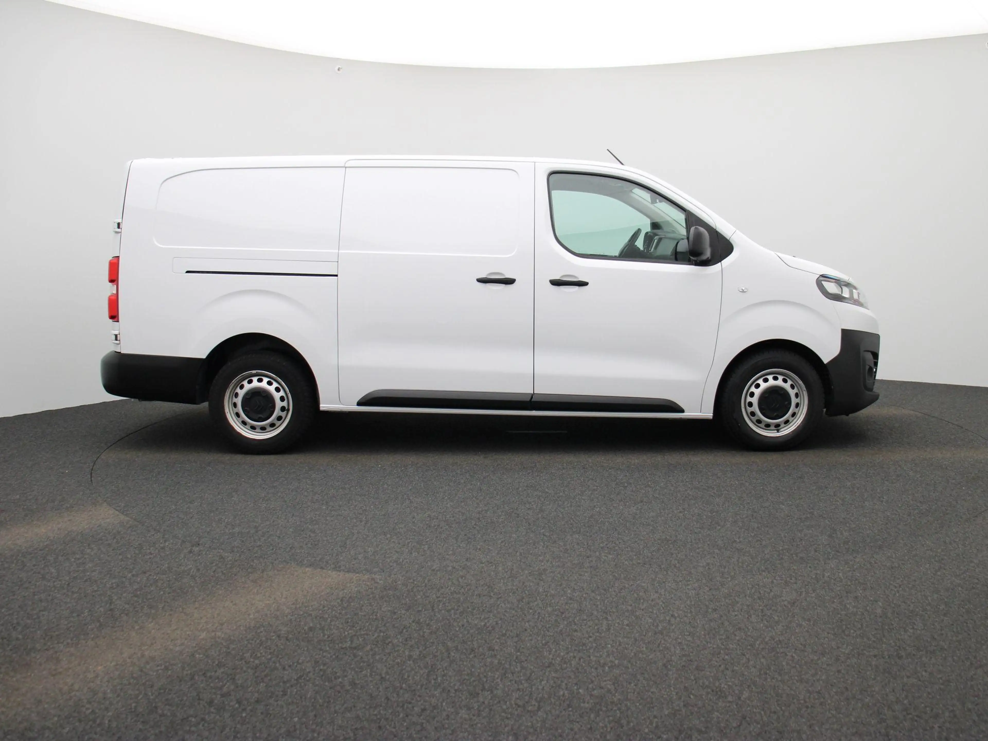 Citroen Jumpy XL 2.0 BlueHDi 145 S&S MAN6 — photo 6