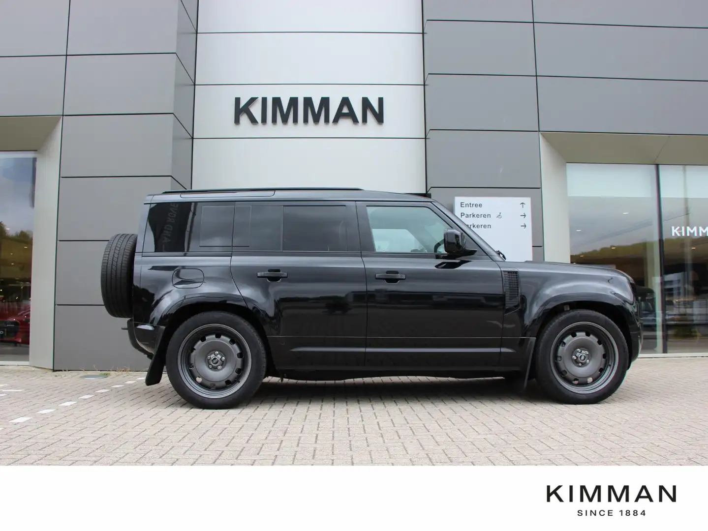 Land Rover Defender 110 P300e X-Dynamic HSE Zwart - 1