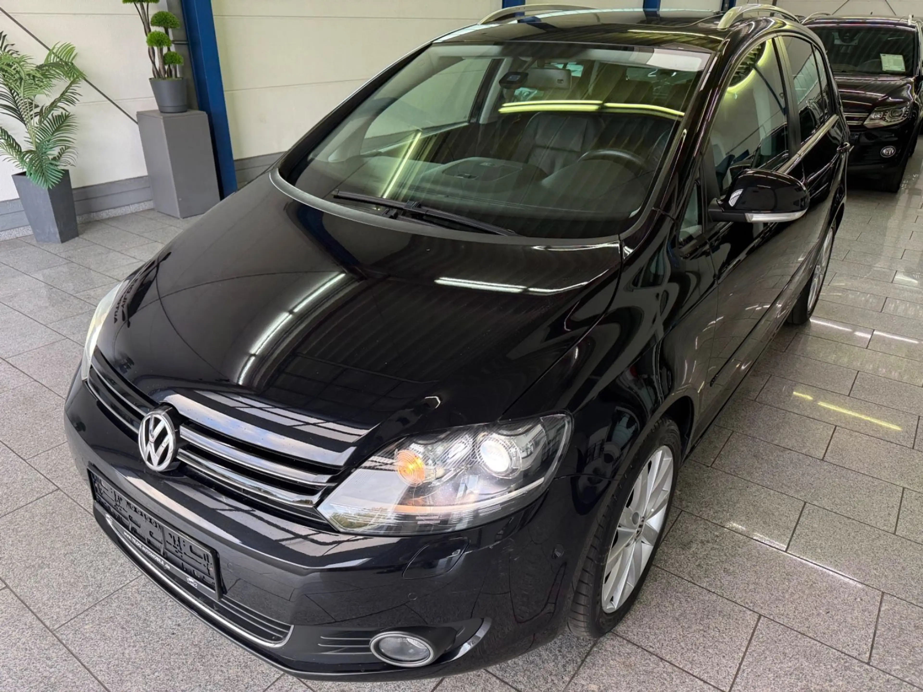 Volkswagen Golf Plus 1.4 TSI*AUT*BI-XN*NAV*LEDR*CAM*SHZ*TMP — photo 2