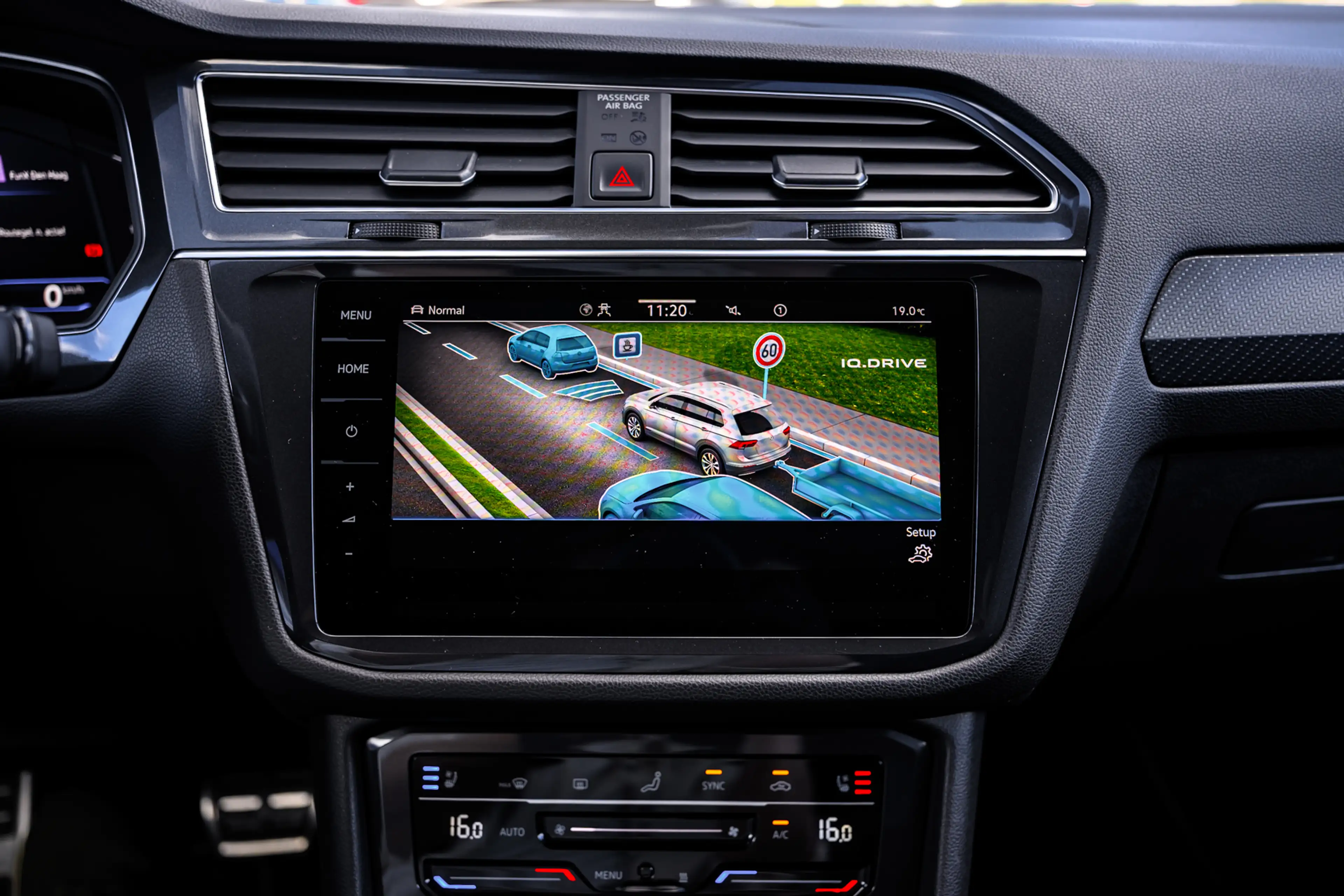 Volkswagen Tiguan Allspace 2.0 TSI 4Motion Highline 7p. Pano/H&K/360 — photo 14