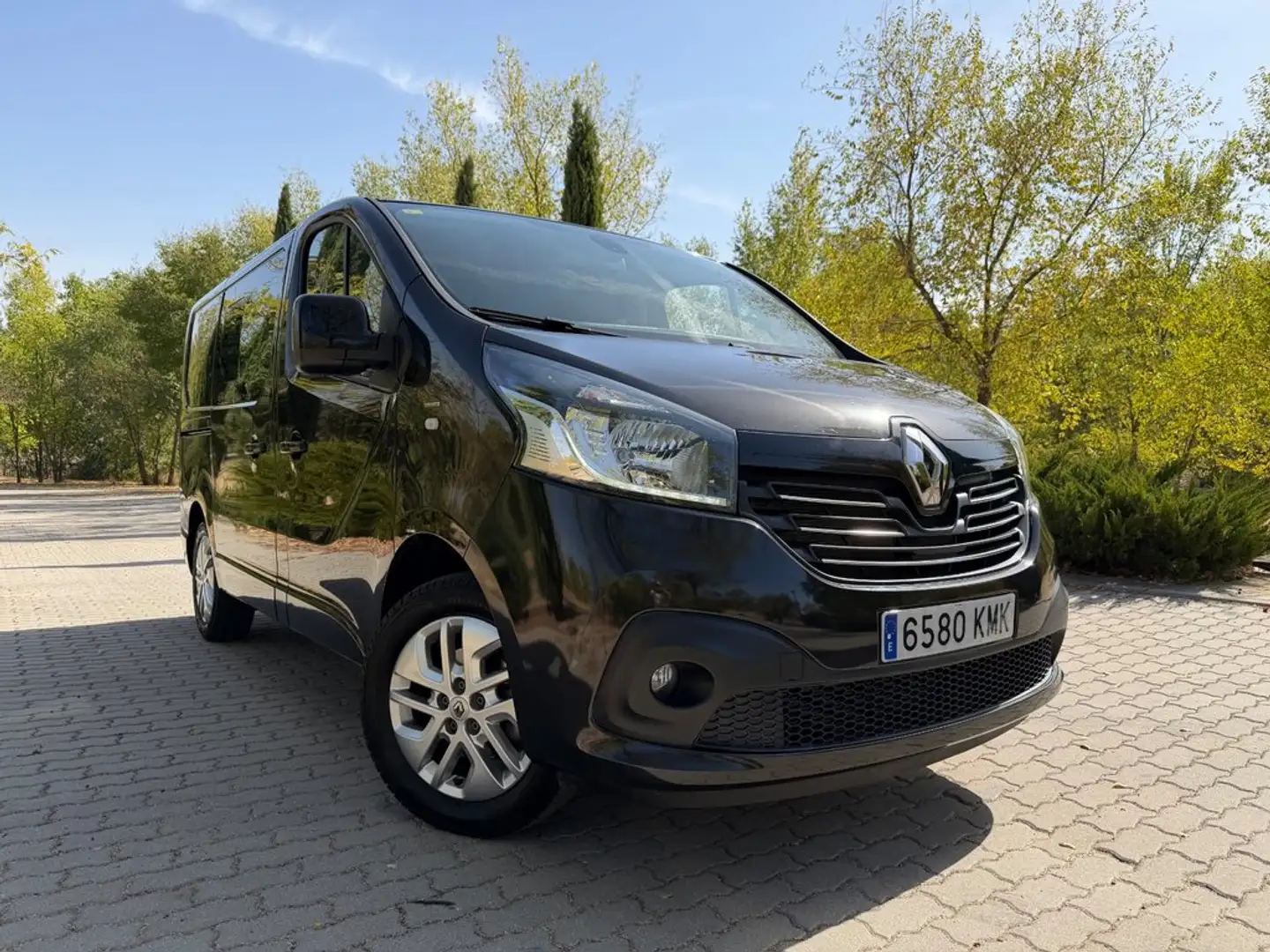 Renault Trafic SpaceClass Energy dCi 107 kW (145 CV) Negro - 2