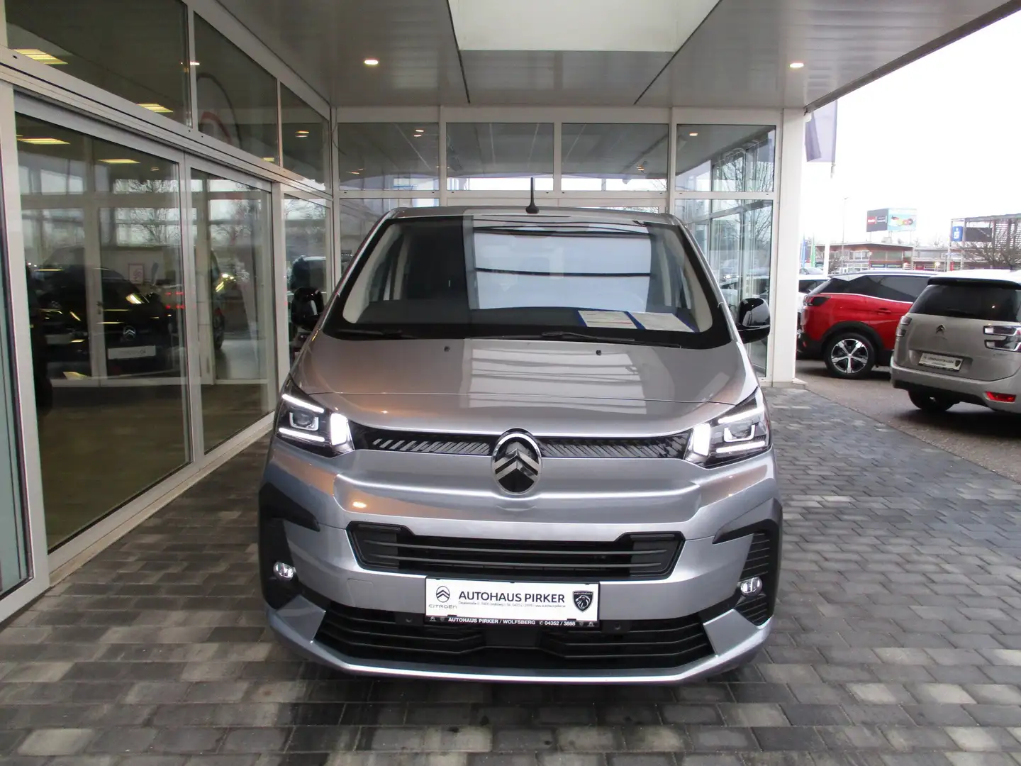 Citroen Spacetourer Länge M BHDi 180 EAT8 Silber - 2