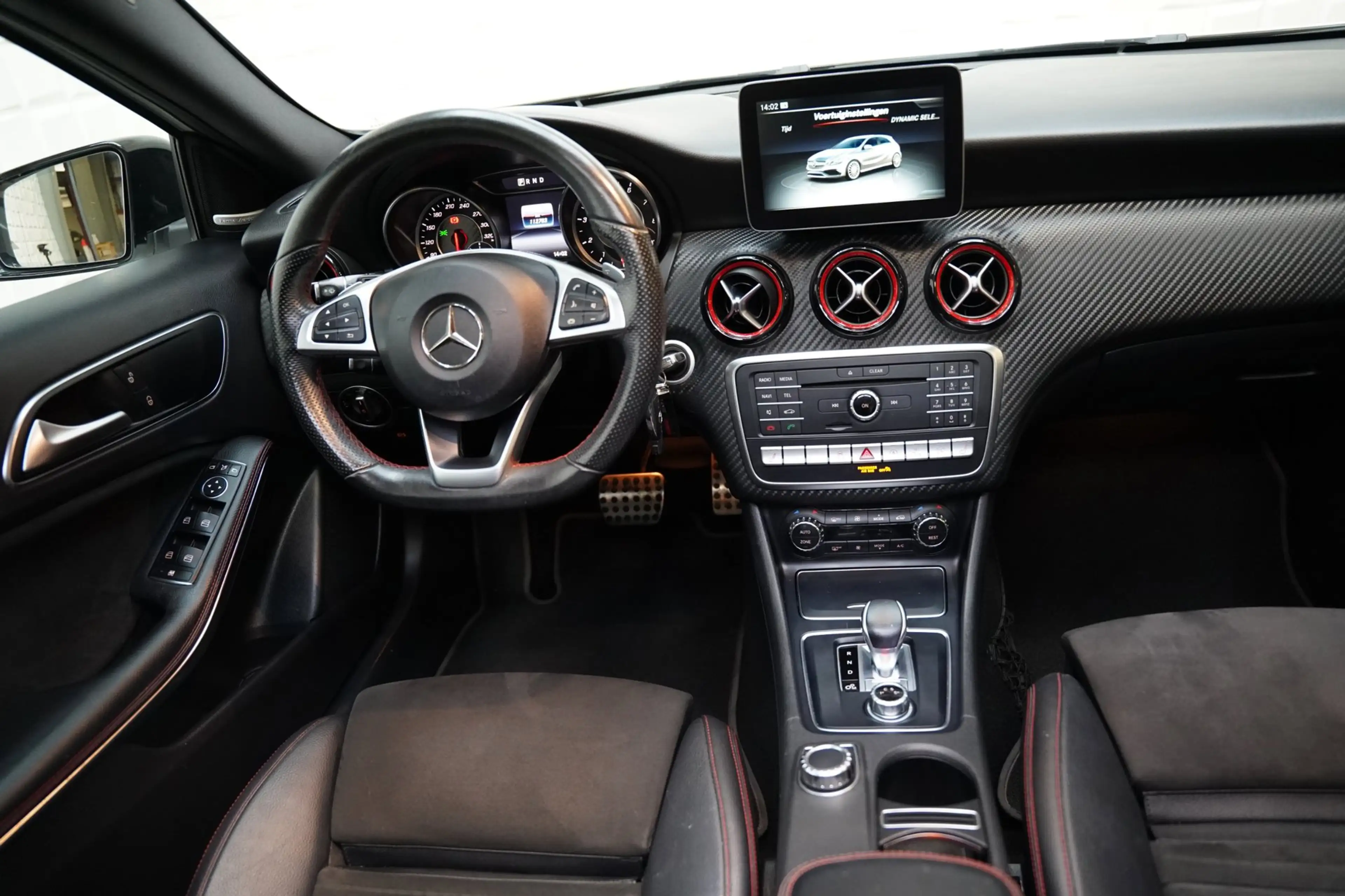 Mercedes-Benz A 45 AMG 4MATIC PANO CAMERA H&K — photo 30