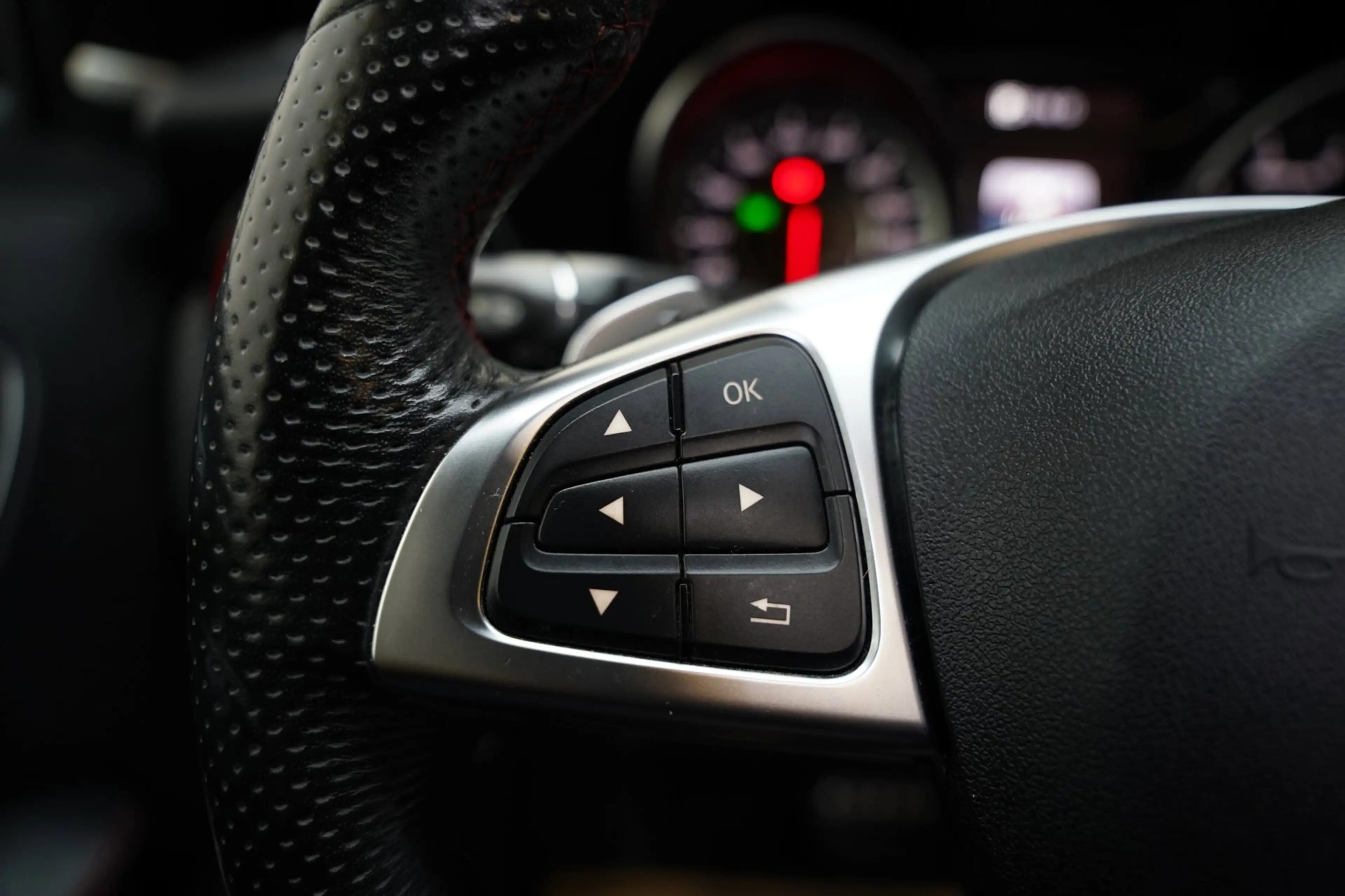 Mercedes-Benz A 45 AMG 4MATIC PANO CAMERA H&K — photo 20
