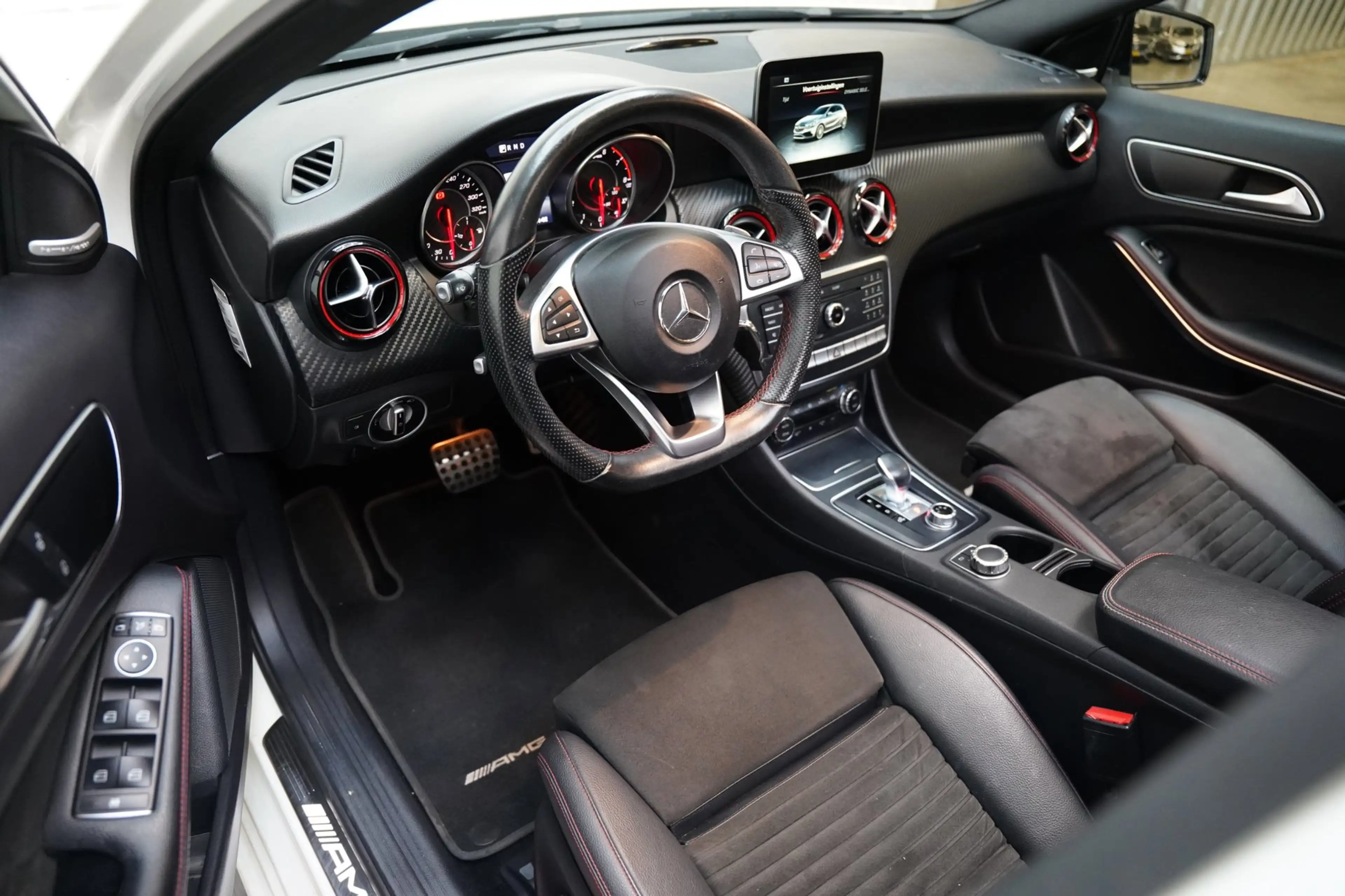 Mercedes-Benz A 45 AMG 4MATIC PANO CAMERA H&K — photo 11