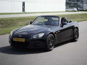 S 2000 2.0i