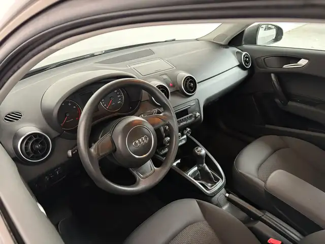 Audi A1 view 6