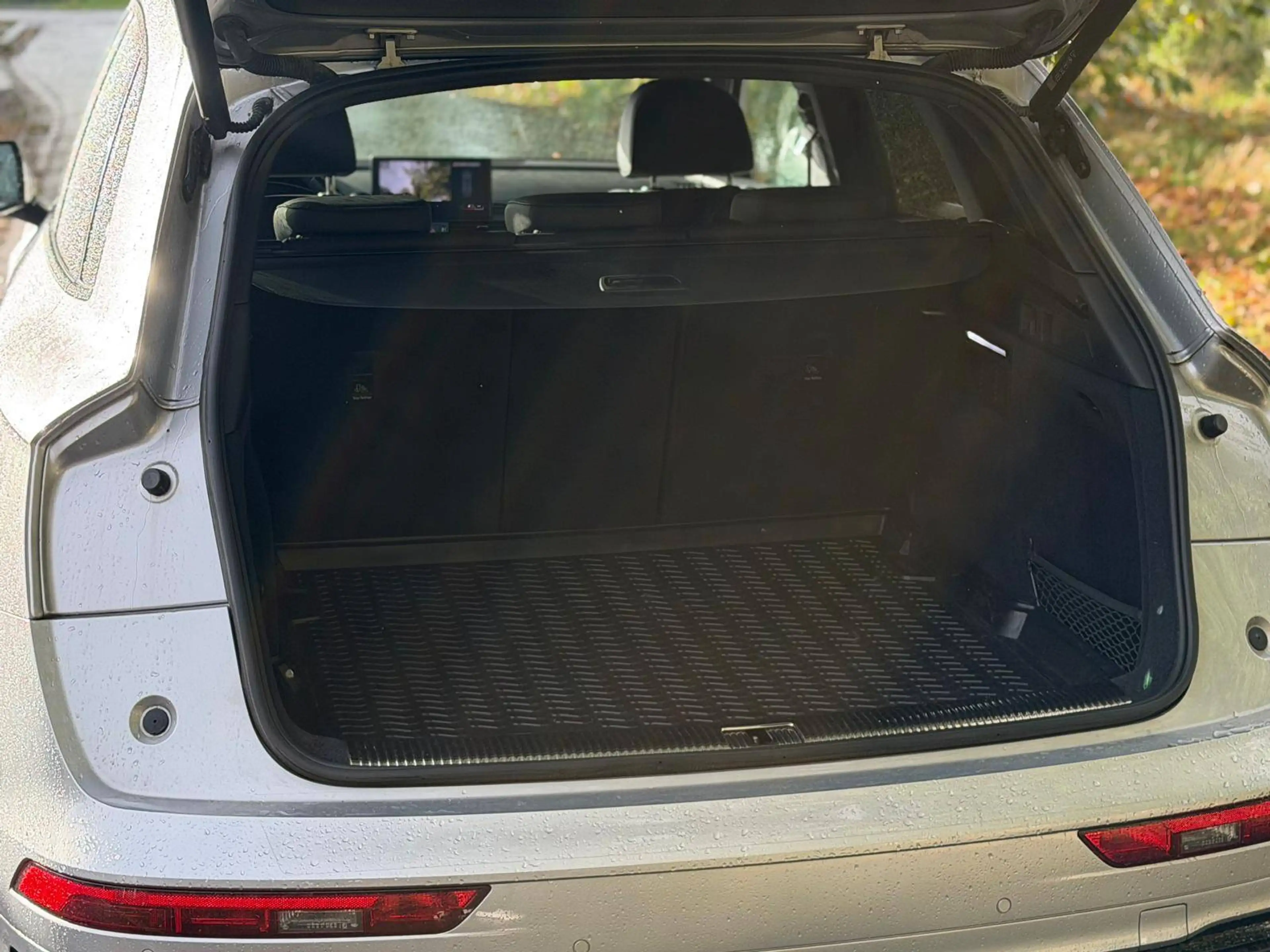 Audi Q5 Sportback 35 TDi MHEV + Edition S line + Full entretien Audi + Garantie 12 mois — photo 10