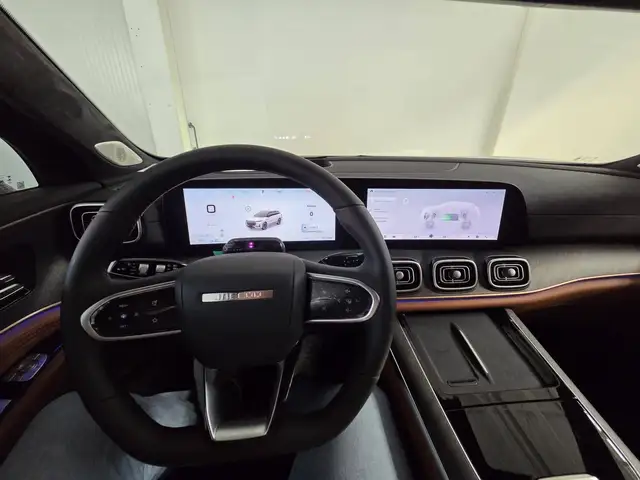 Jaecoo J8 view 7