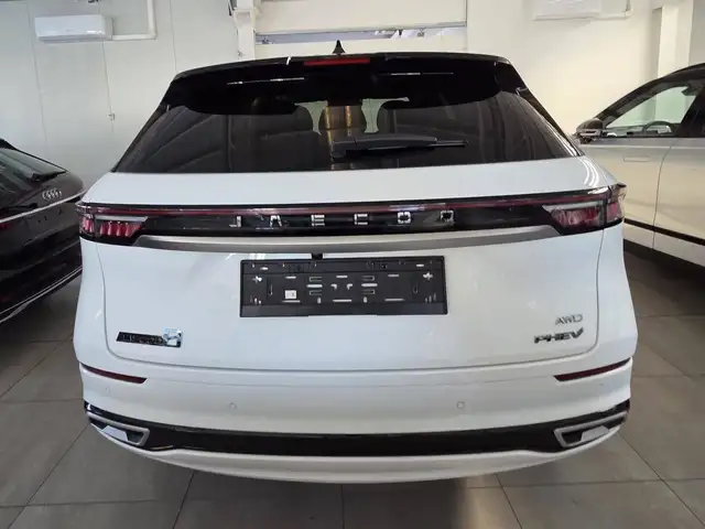 Jaecoo J8 view 4