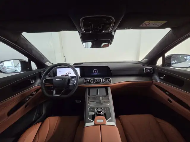 Jaecoo J8 view 9
