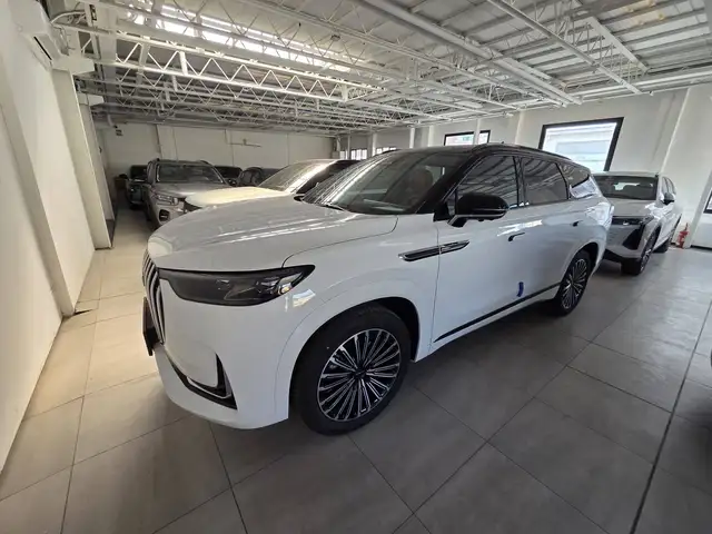 Jaecoo J8 view 2
