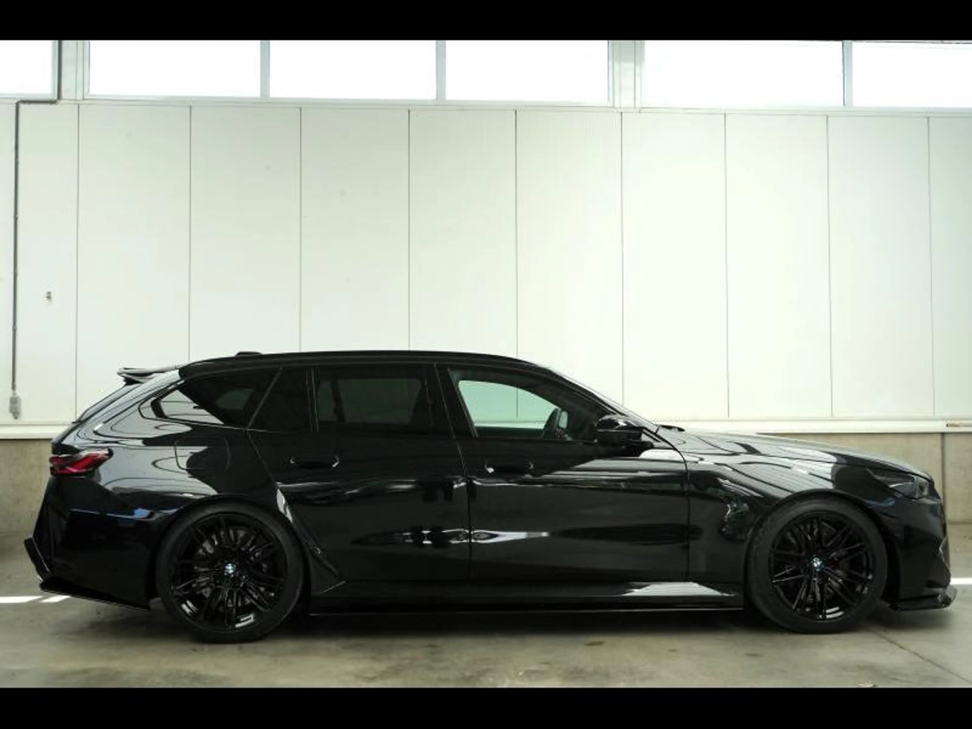 BMW M5 PANODAK - HAAK - BOWERS & WILKINS — photo 3