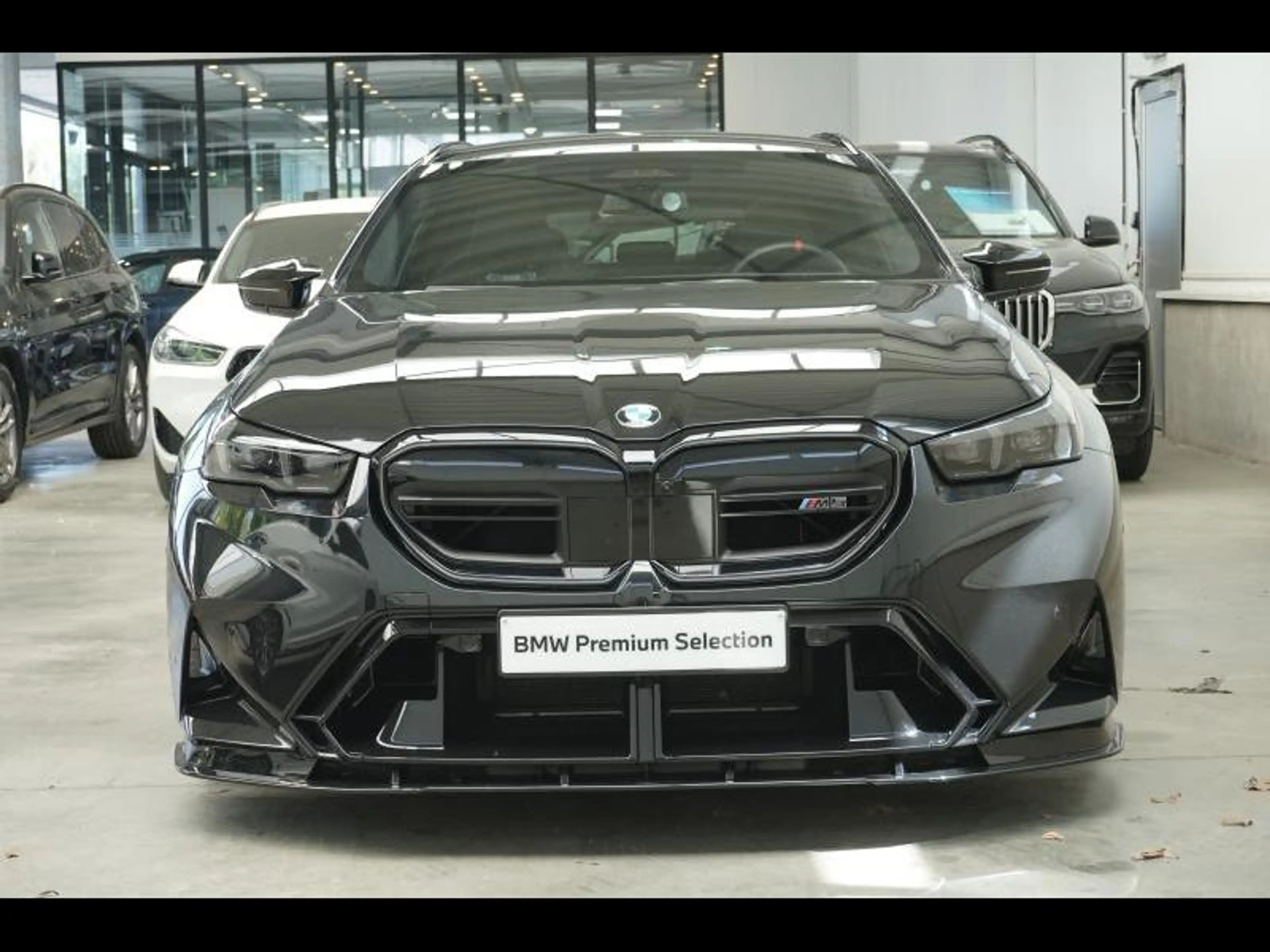 BMW M5 PANODAK - HAAK - BOWERS & WILKINS — photo 2