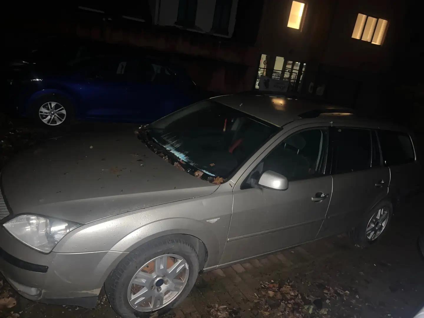 Ford Mondeo Mondeo 2.0 Turbo TDCi Trend Goud - 2