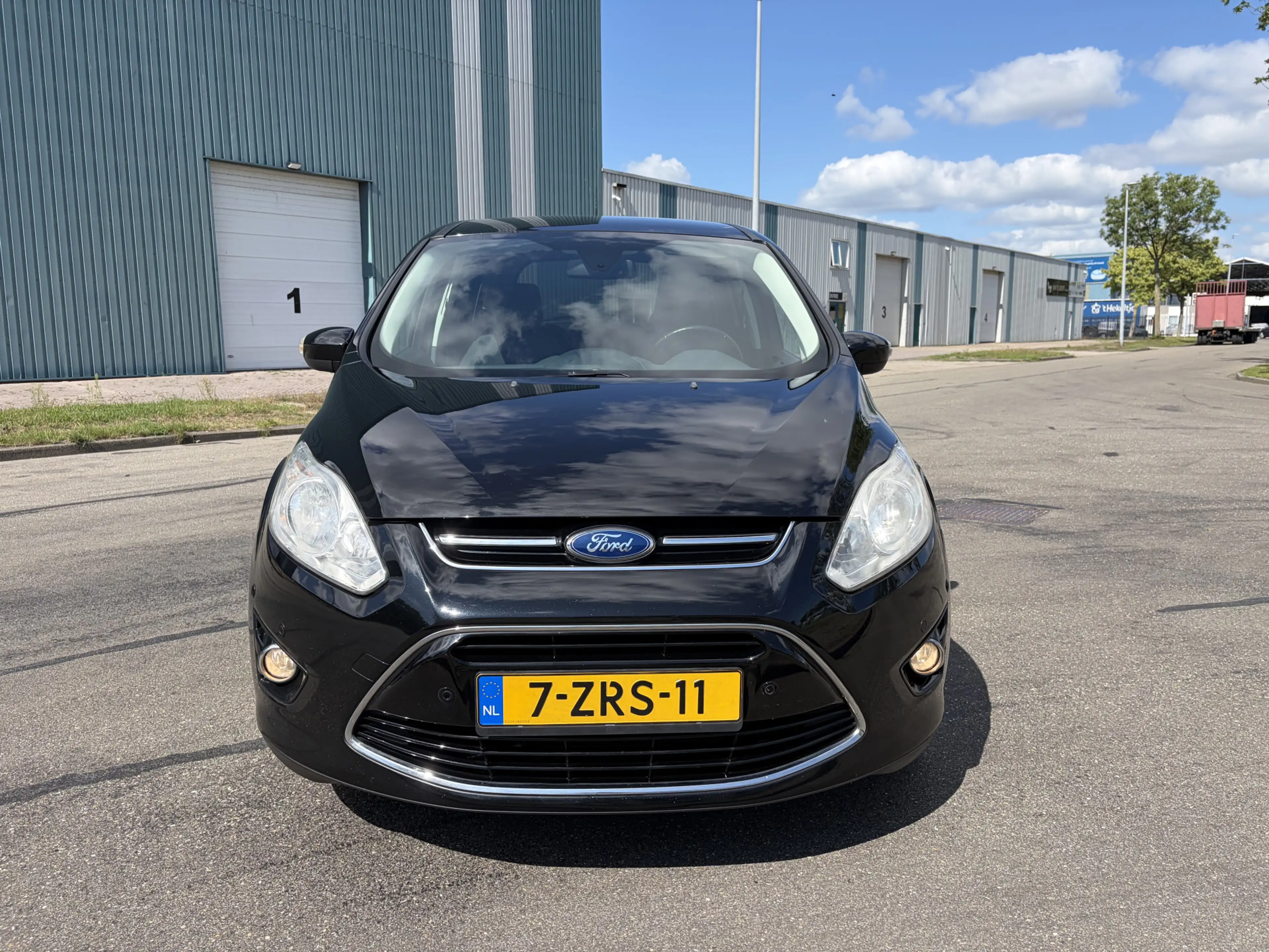 Ford Grand C-Max 1.0i Edition Plus 7-Persoons 6-Bak 126 PK. Mooie e — photo 2