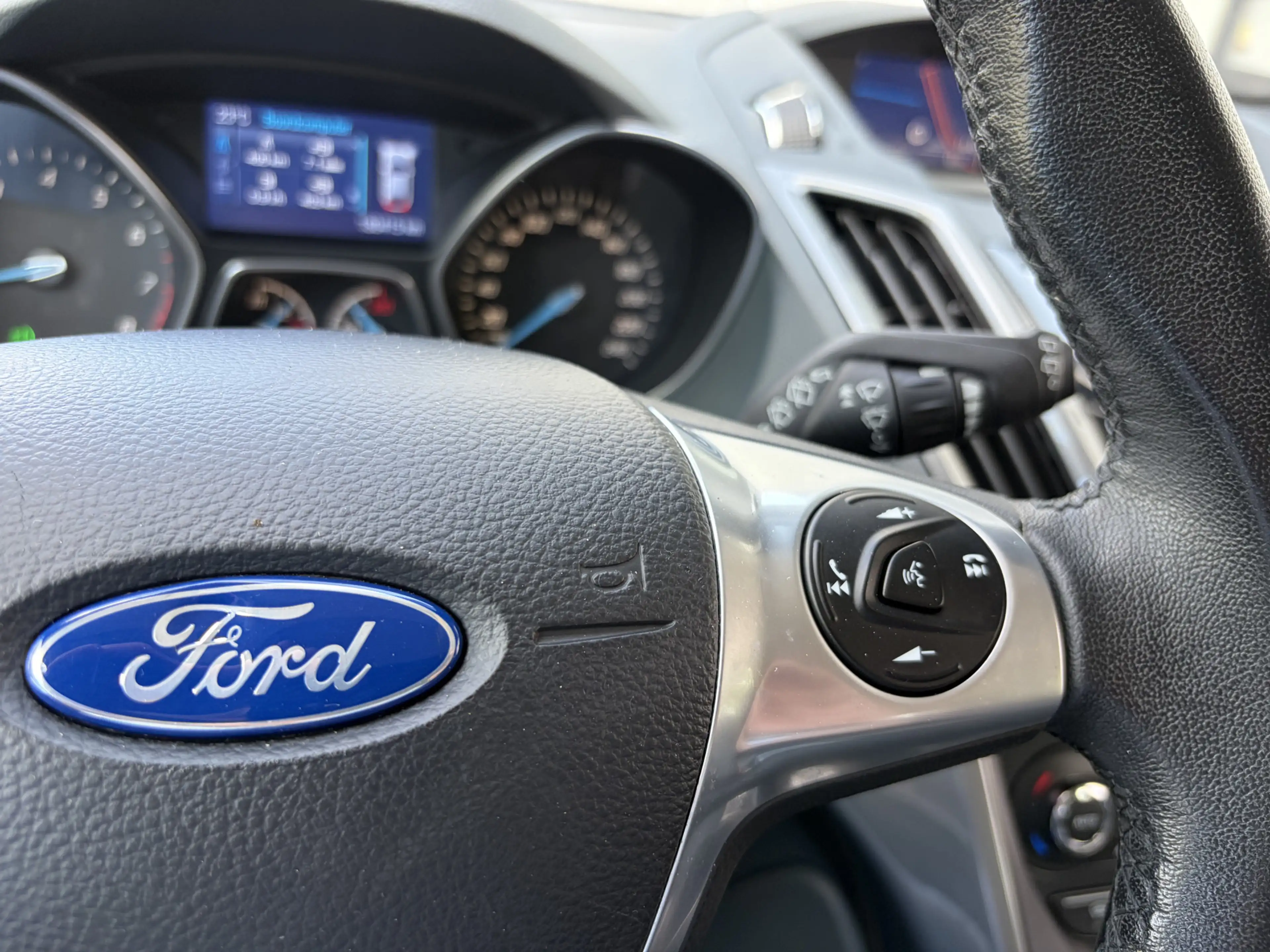 Ford Grand C-Max 1.0i Edition Plus 7-Persoons 6-Bak 126 PK. Mooie e — photo 24