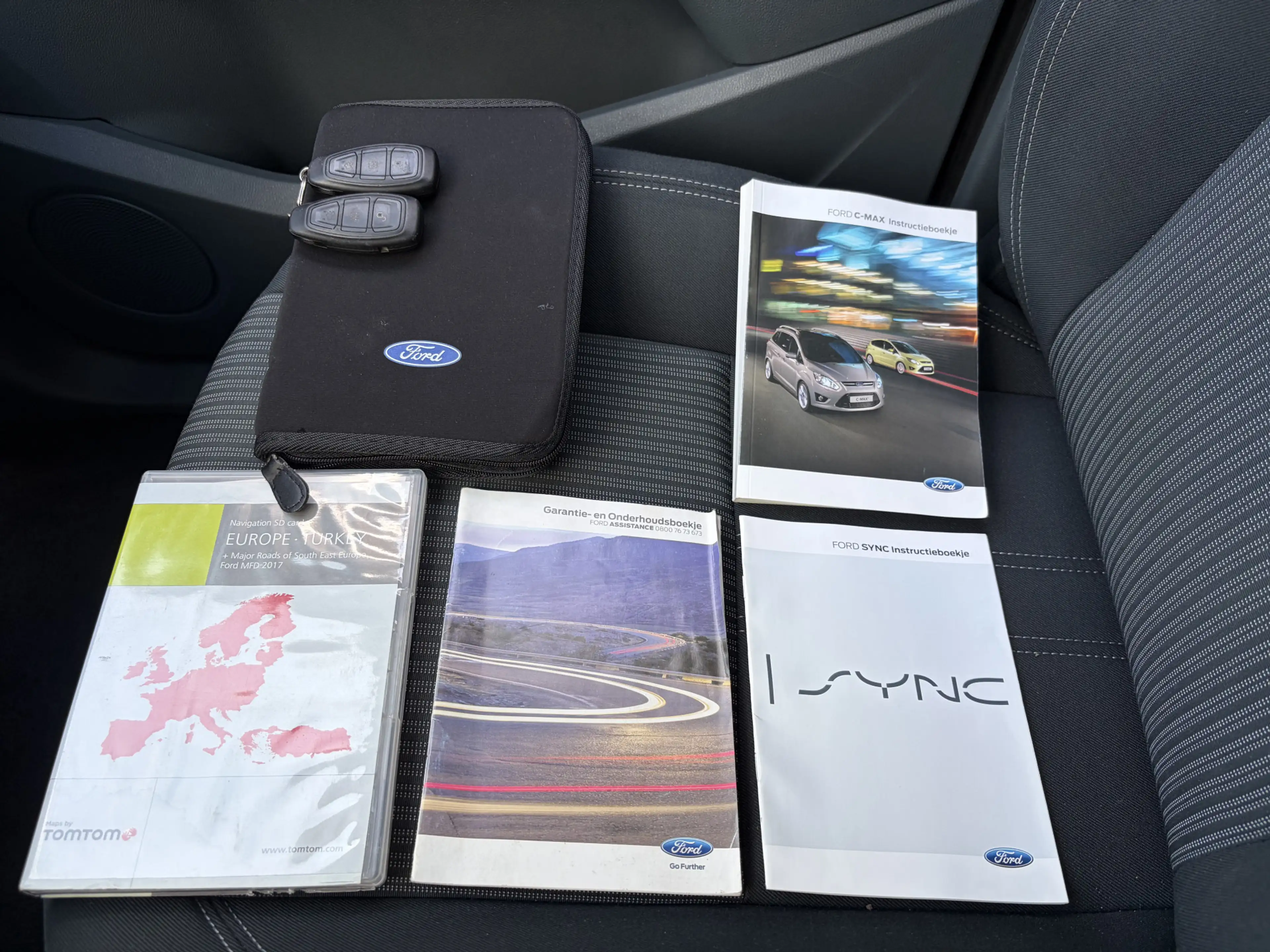 Ford Grand C-Max 1.0i Edition Plus 7-Persoons 6-Bak 126 PK. Mooie e — photo 31