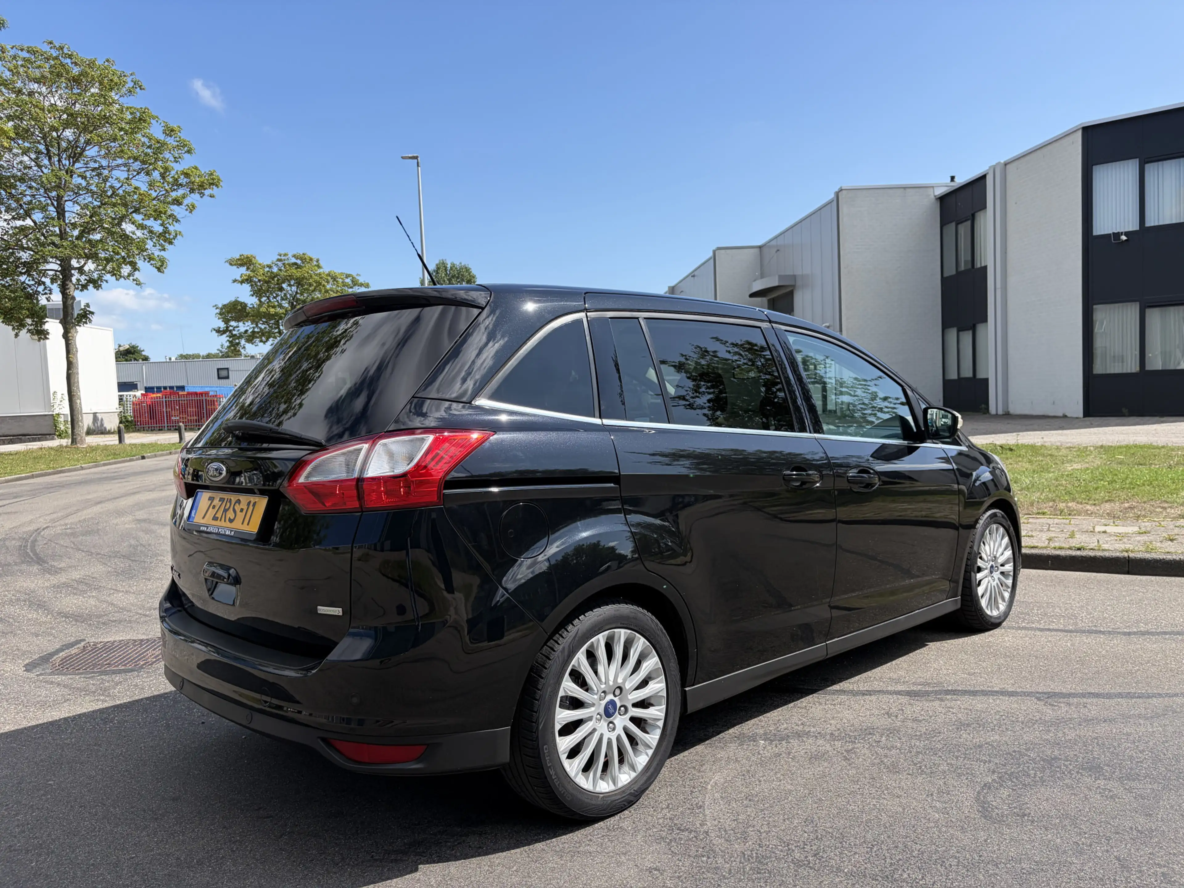 Ford Grand C-Max 1.0i Edition Plus 7-Persoons 6-Bak 126 PK. Mooie e — photo 5