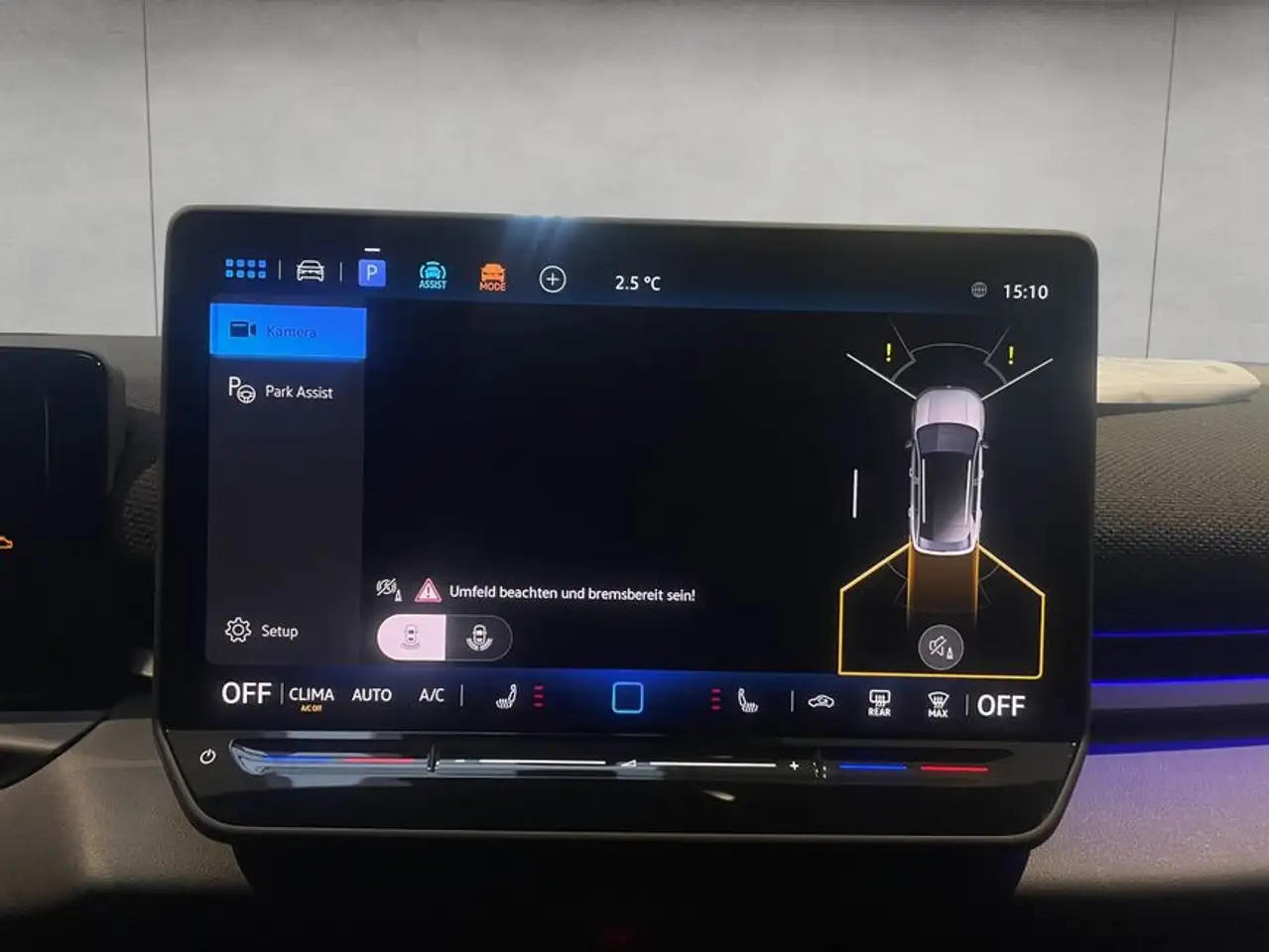 Volkswagen T-Roc R-Line 1.5 l eTSI DSG,GJR,RFK,PANO,NAVI,EASY 15