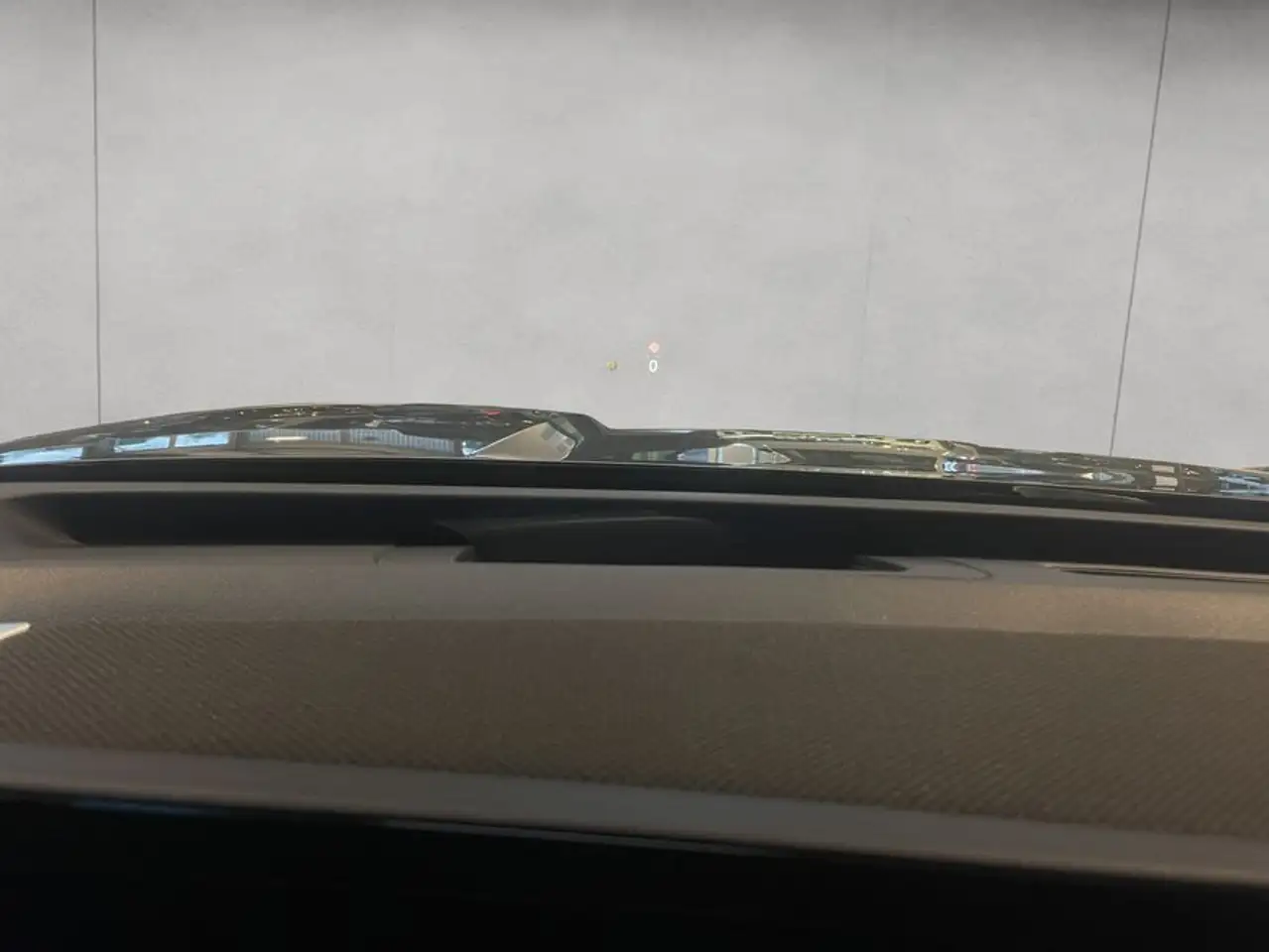 Volkswagen T-Roc R-Line 1.5 l eTSI DSG,GJR,RFK,PANO,NAVI,EASY 20