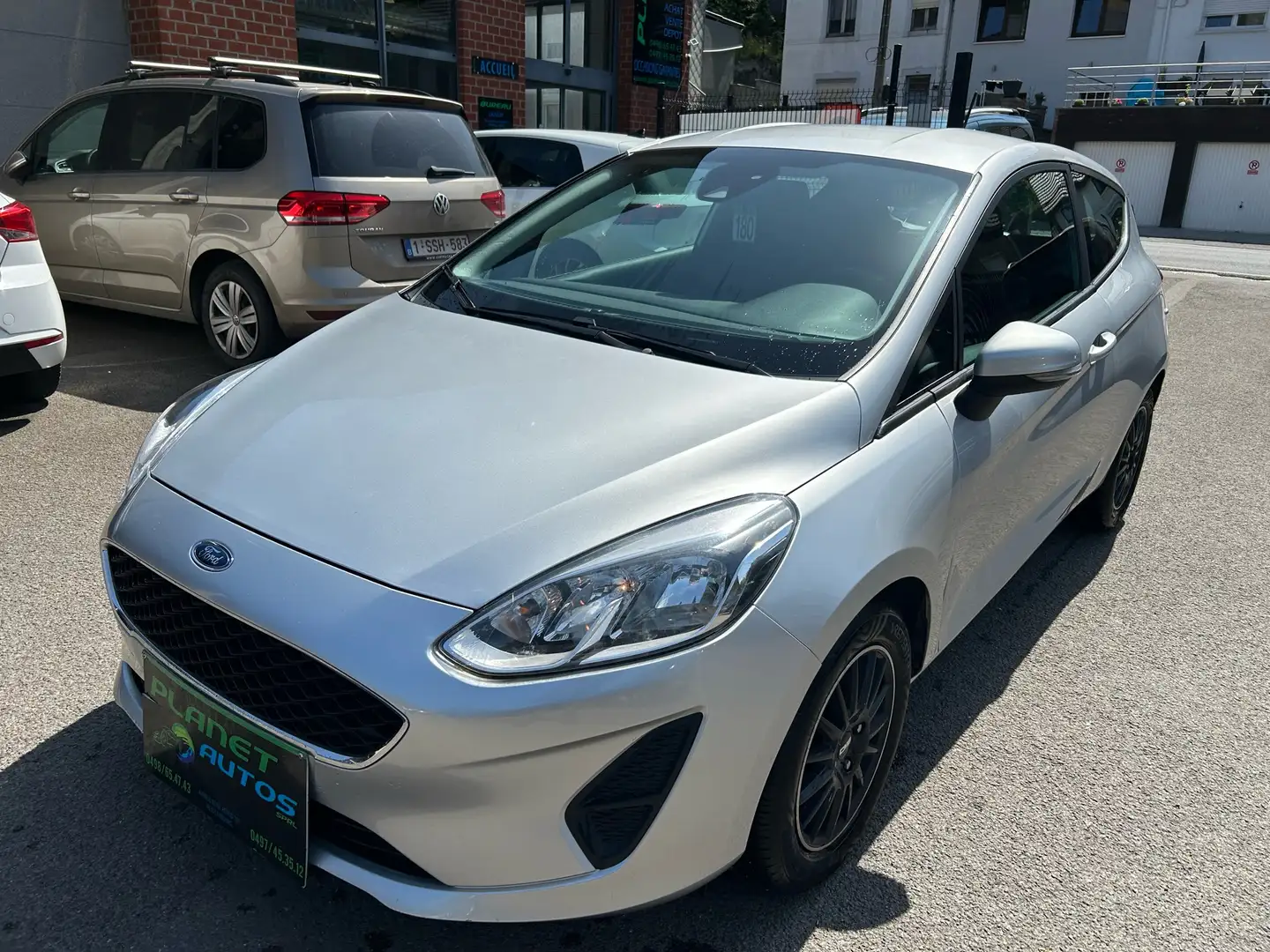 Ford Fiesta 1.1i 3 PORTES AIRCO BLUETOOTH GARANTIE 12 MOIS Grijs - 1